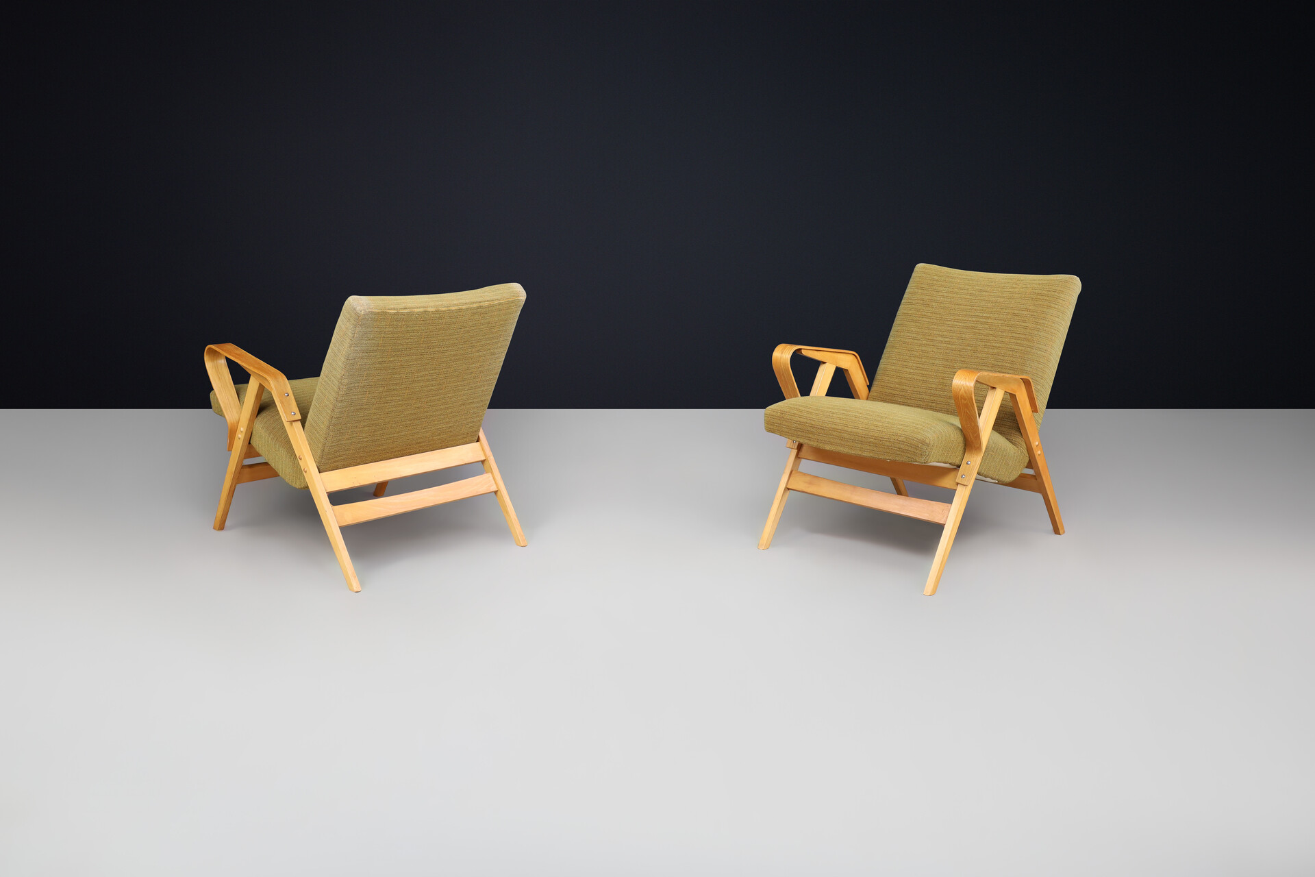 Mid century modern František Jirák for Tatra Nabytok lounge chairs in original olive green upholstery, 1950s Mid-20th century