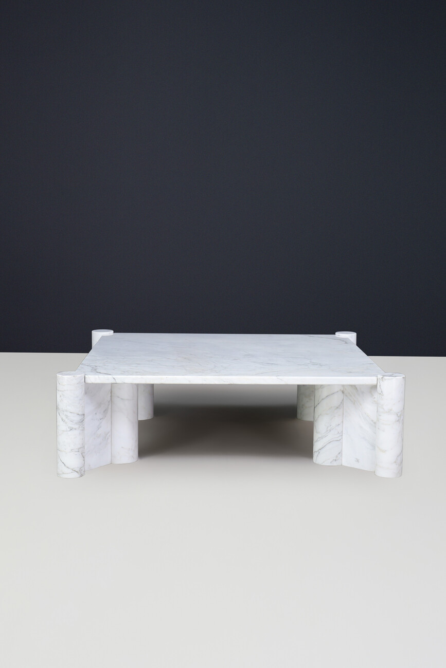 Mid century modern Gae Aulenti Jumbo Coffee Table for Knoll International in White Carrara Marble, Italy 1970s Mid-20th century