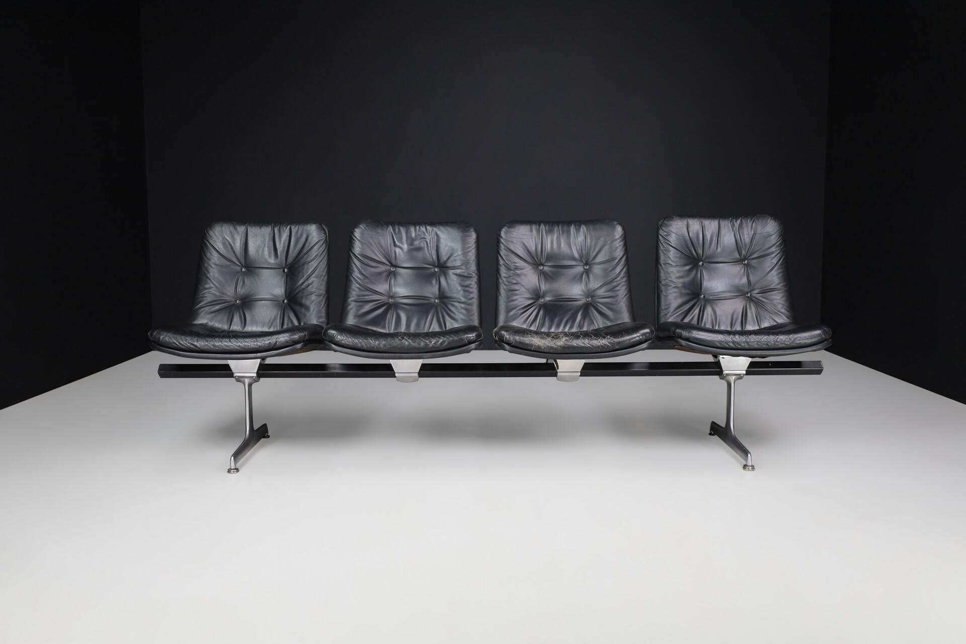 Mid century modern Geoffrey Harcourt Waiting Room Multiple Seating System for Artifort, 1960s Mid-20th century