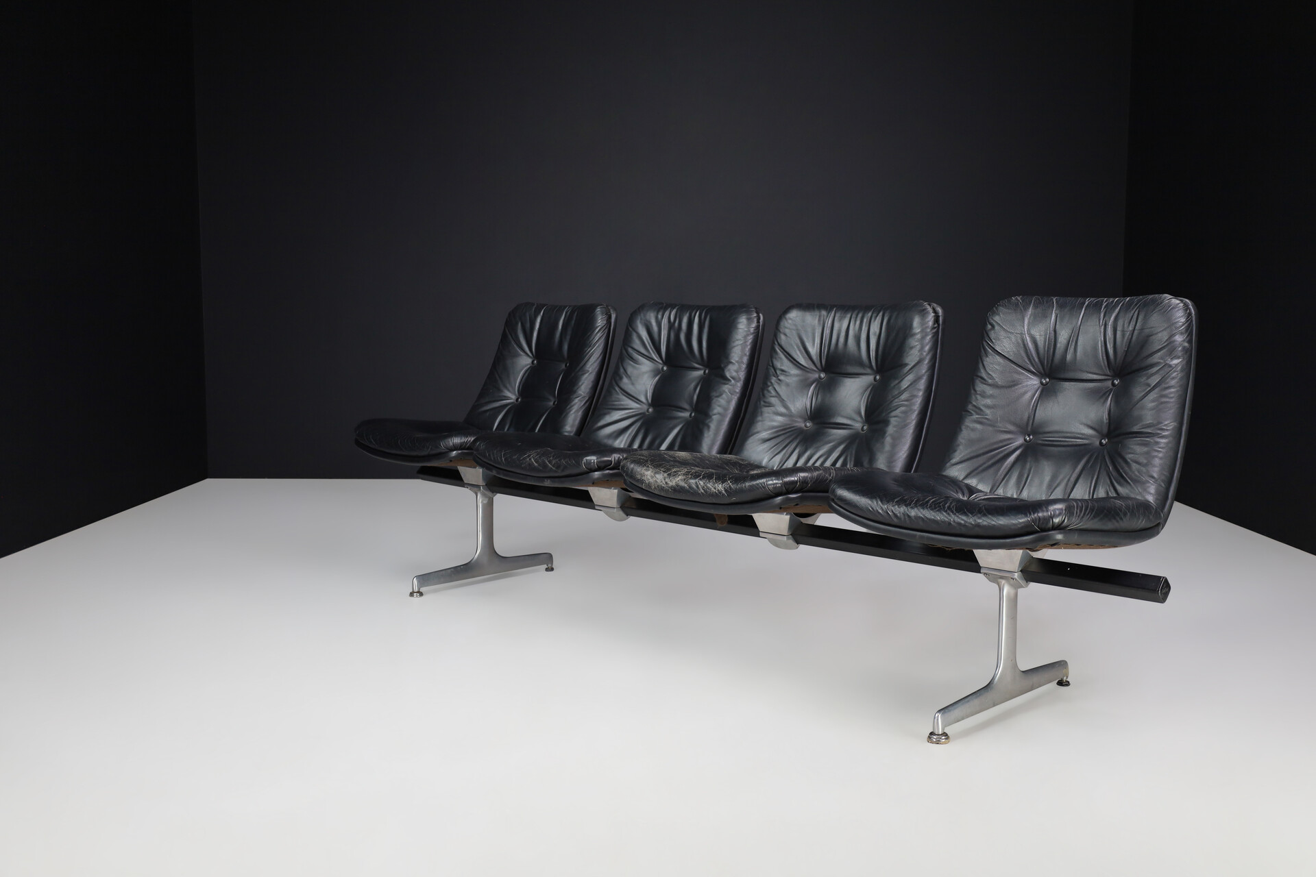 Mid century modern Geoffrey Harcourt Waiting Room Multiple Seating System for Artifort, 1960s Mid-20th century