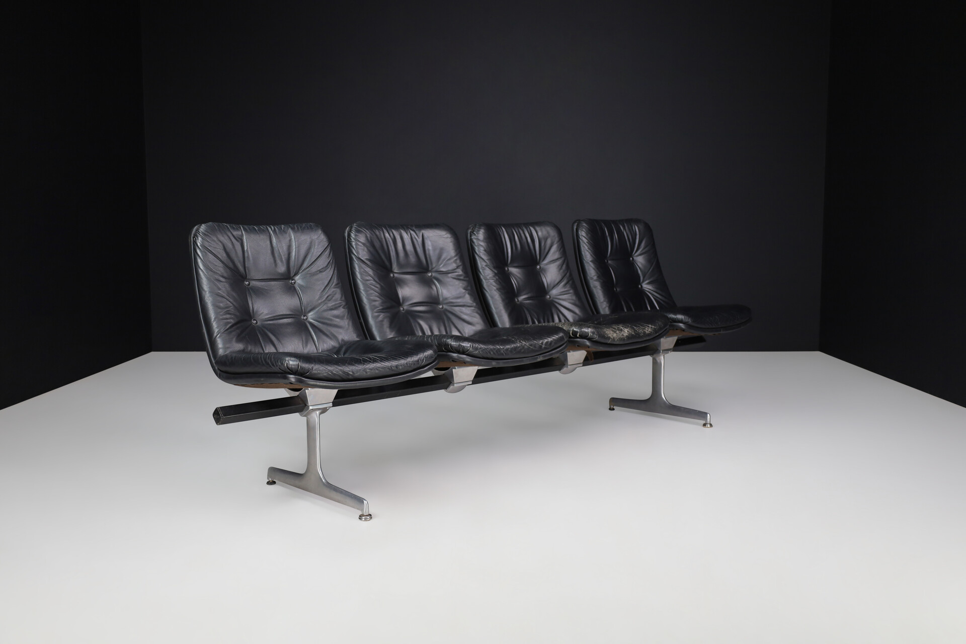 Mid century modern Geoffrey Harcourt Waiting Room Multiple Seating System for Artifort, 1960s Mid-20th century