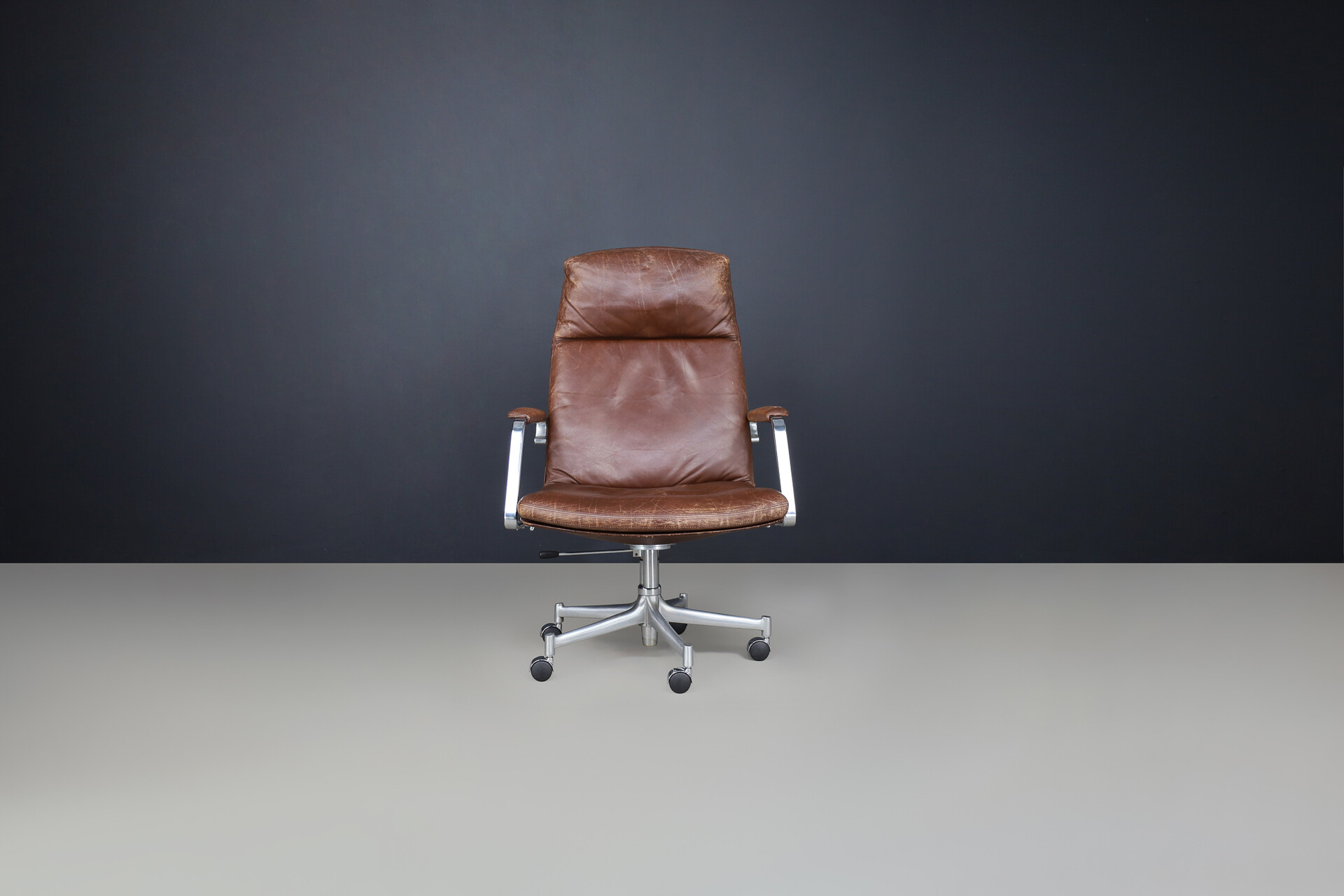 Mid century modern Jørgen Kastholm & Preben Fabricius desk Chair in patinated leather for Kill International, Denmark 1960s Mid-20th century