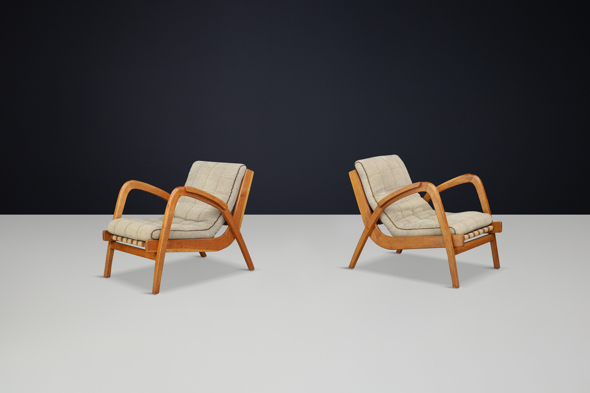 Mid century modern Jan Vanek Easy Chairs in Oak Bentwood and upholstery, Praque 1930s Mid-20th century