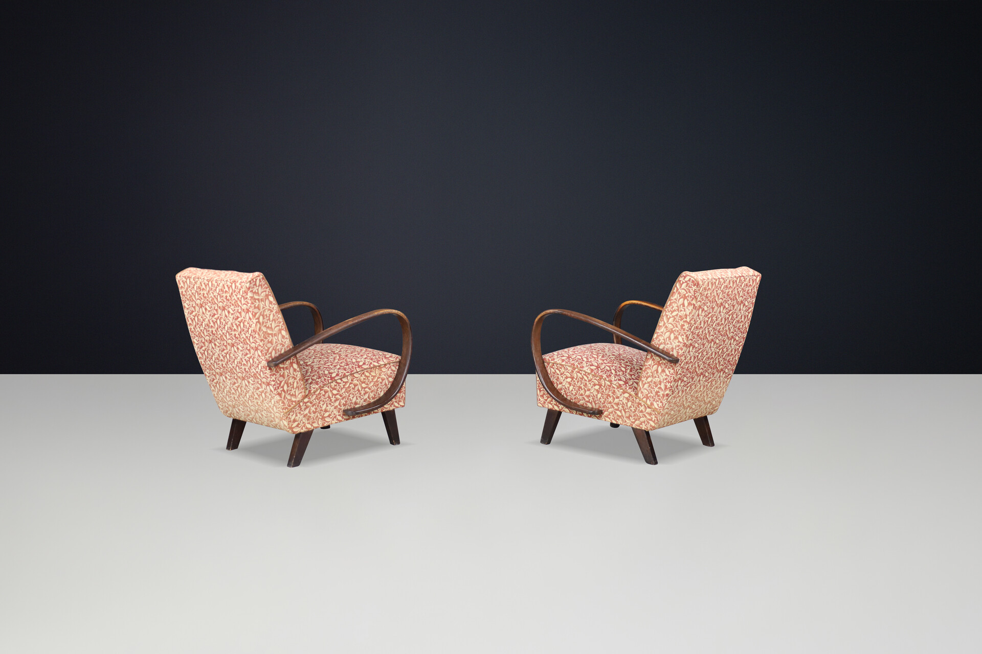 Mid century modern Jidrich halabala Armchairs with original Antonin Kybal fabric, Cz 1930 Mid-20th century