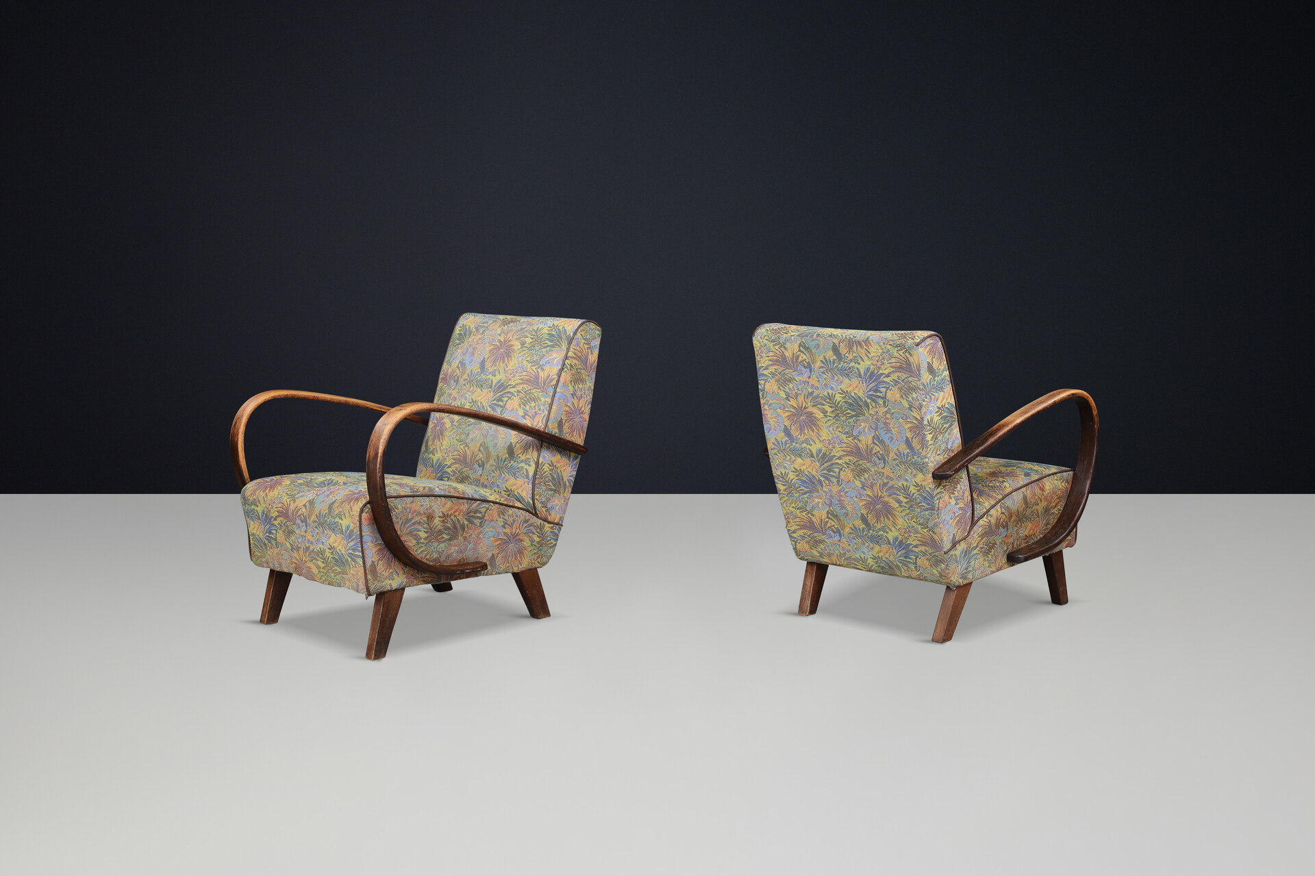 Mid century modern Jindrich Halabala Armchairs, circa 1940 Mid-20th century