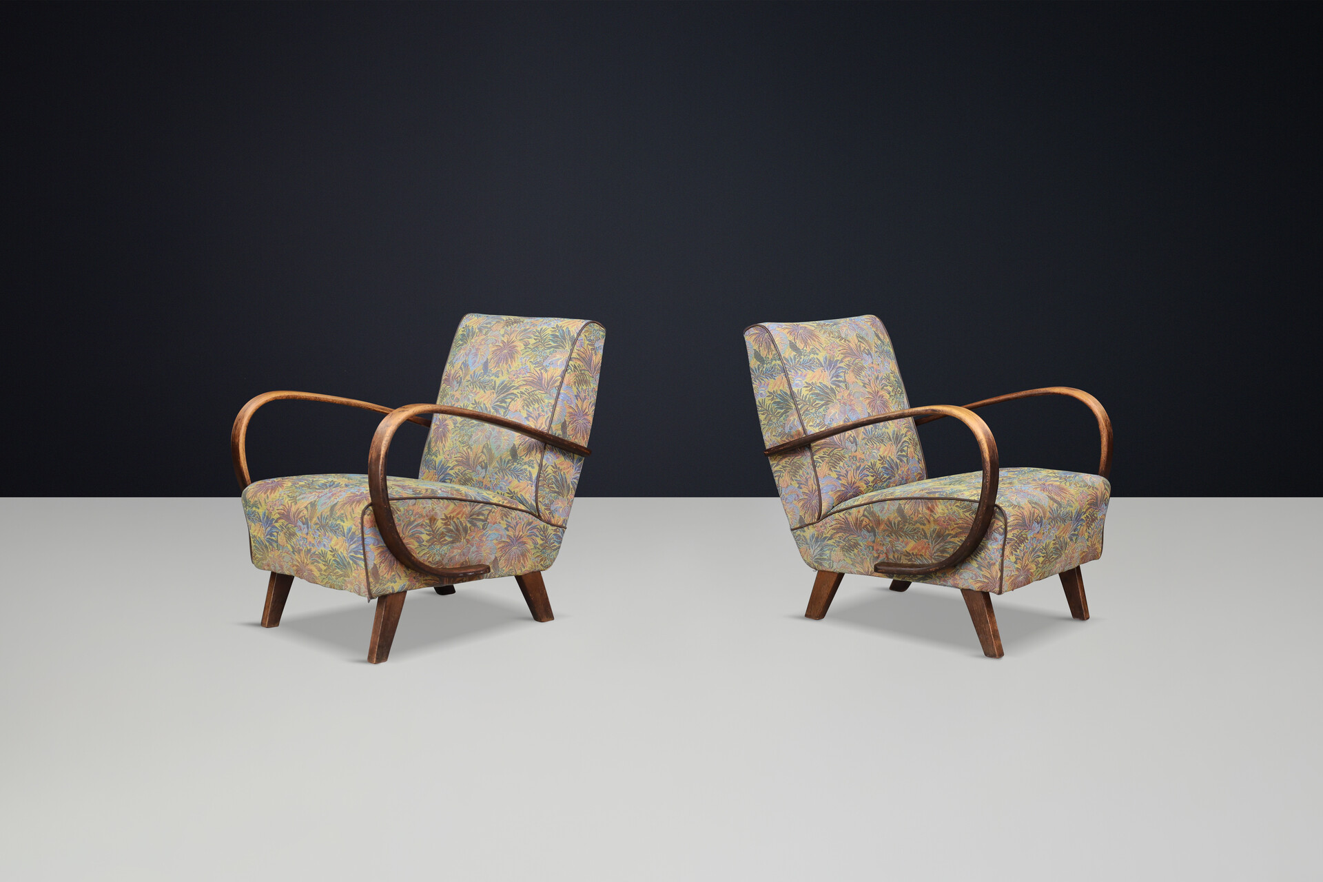 Mid century modern Jindrich Halabala Armchairs, circa 1940 Mid-20th century