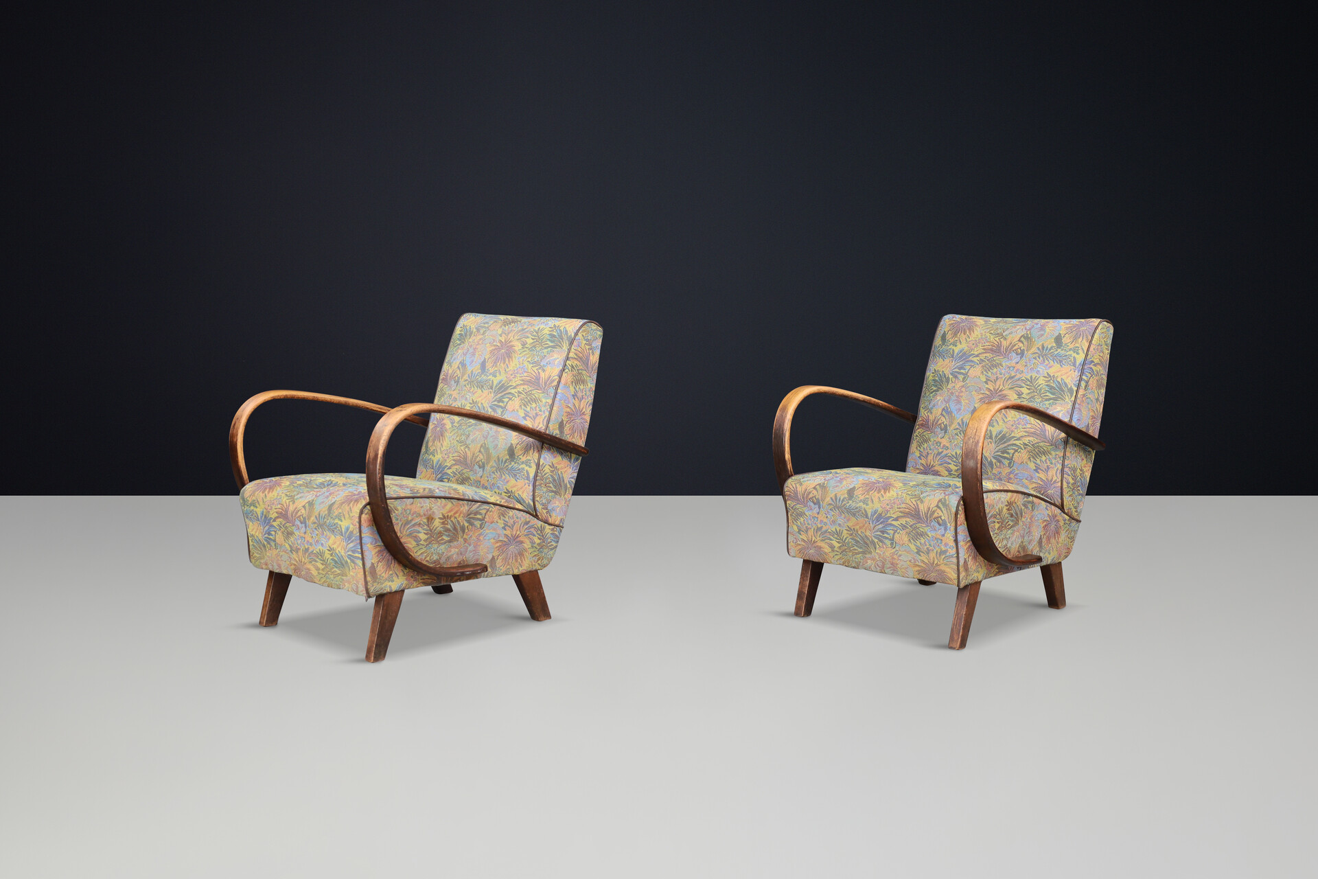 Mid century modern Jindrich Halabala Armchairs, circa 1940 Mid-20th century