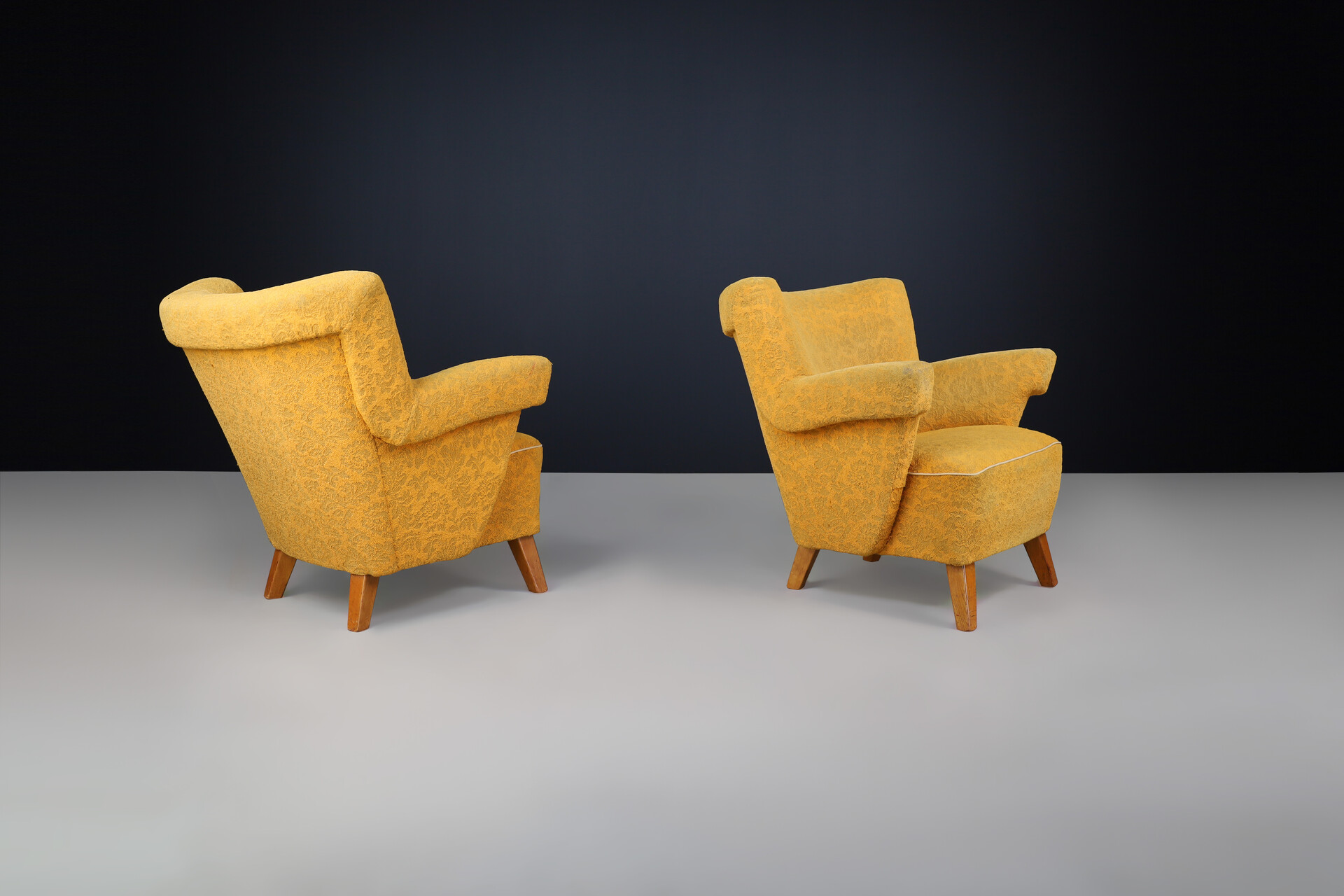 Mid century modern Jindrich Halabala Lounge Chairs in oker Upholstery, 1950s Mid-20th century