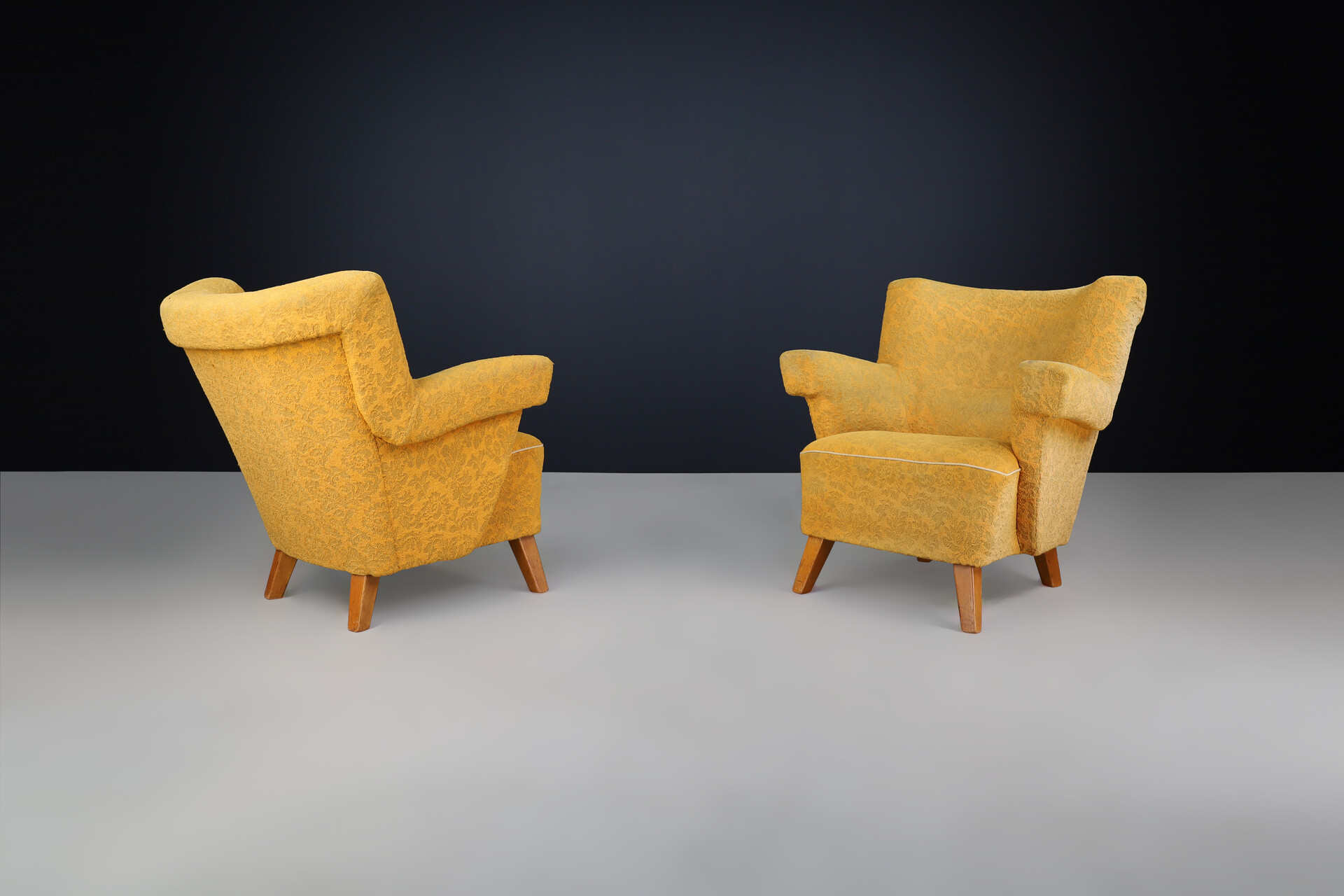 Mid century modern Jindrich Halabala Lounge Chairs in oker Upholstery, 1950s Mid-20th century