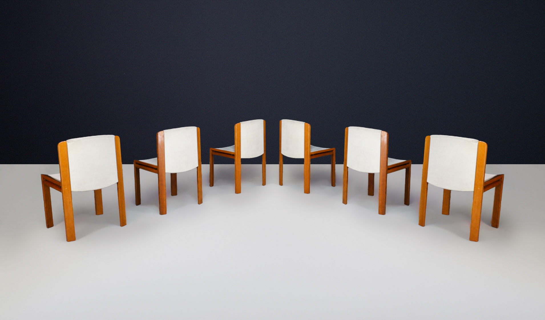 Mid century modern Joe Colombo 'Model 300' Dining room Chairs for Pozzi, Italy 1970 Mid-20th century