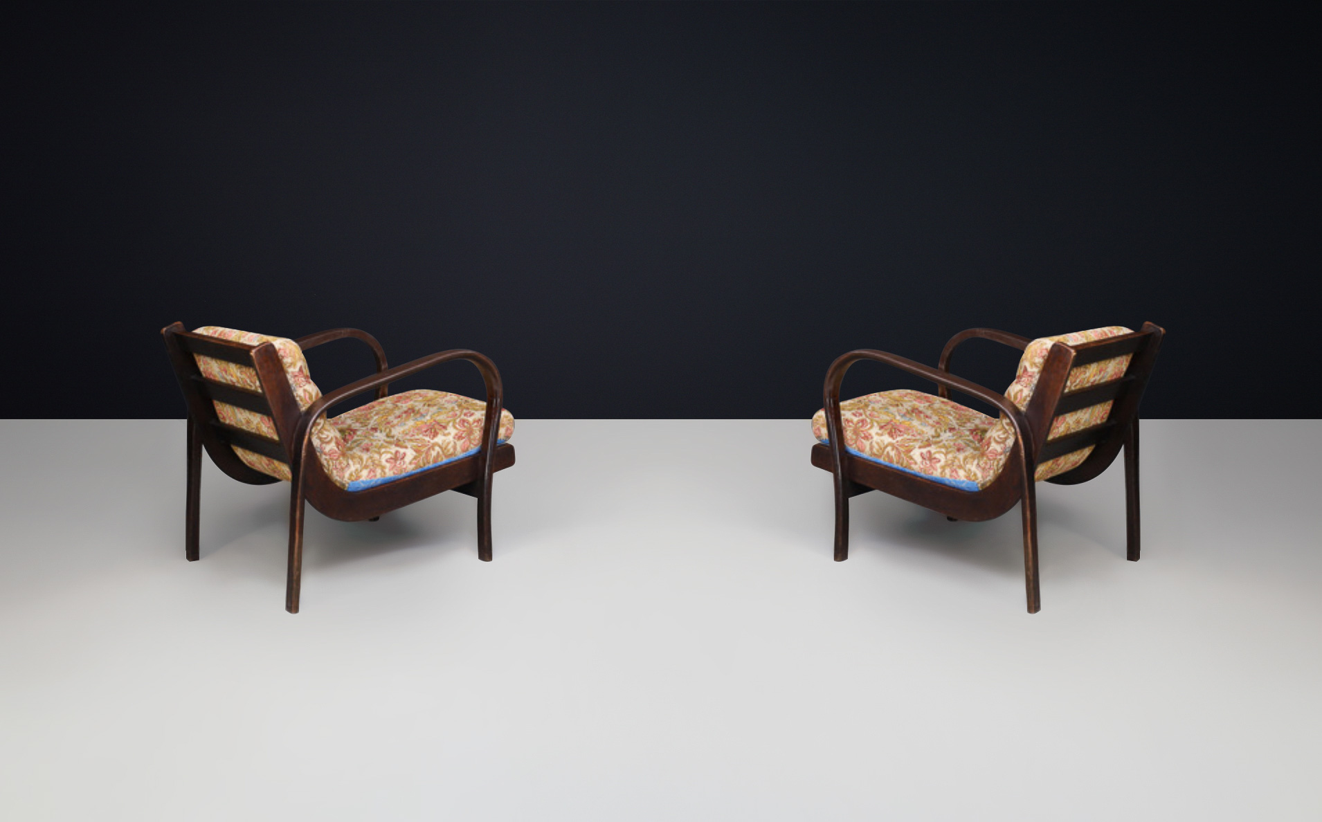 Mid century modern Karel Kozelka & Antonin Kropacek Lounge chairs , Praque 1940s Mid-20th century