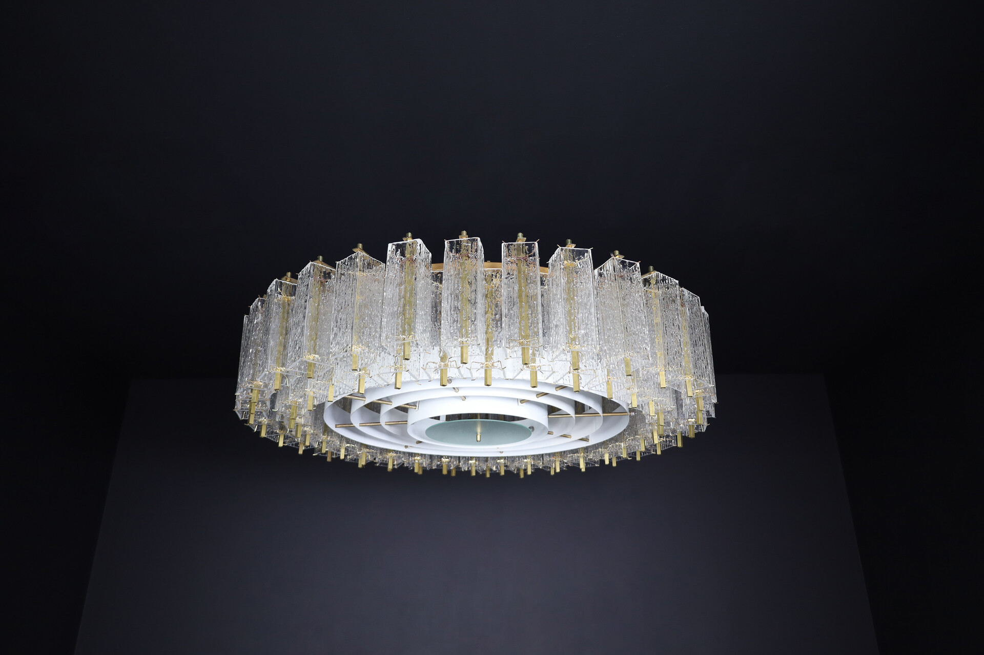 Mid century modern Large Chandelier in Structured Glass and Brass, Praque 1950s Mid-20th century