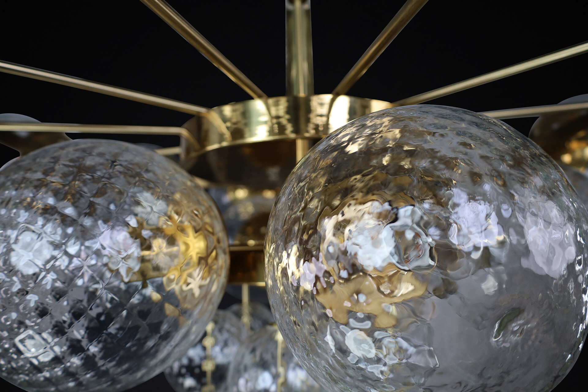 Mid century modern Large Chandelier with brass fixture and hand-blowed glass globes by Preciosa Cz. Mid-20th century