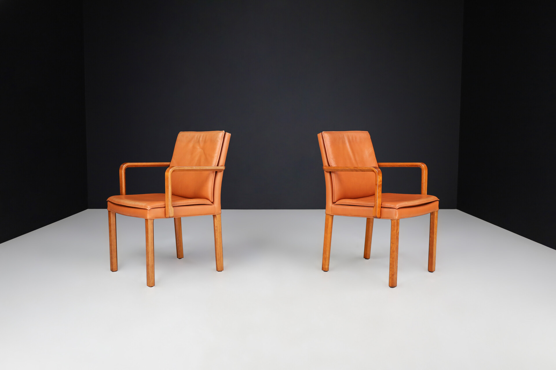 Mid century modern Leather armchairs / side chairs by Walter Knoll Germany 1970s Late-20th century