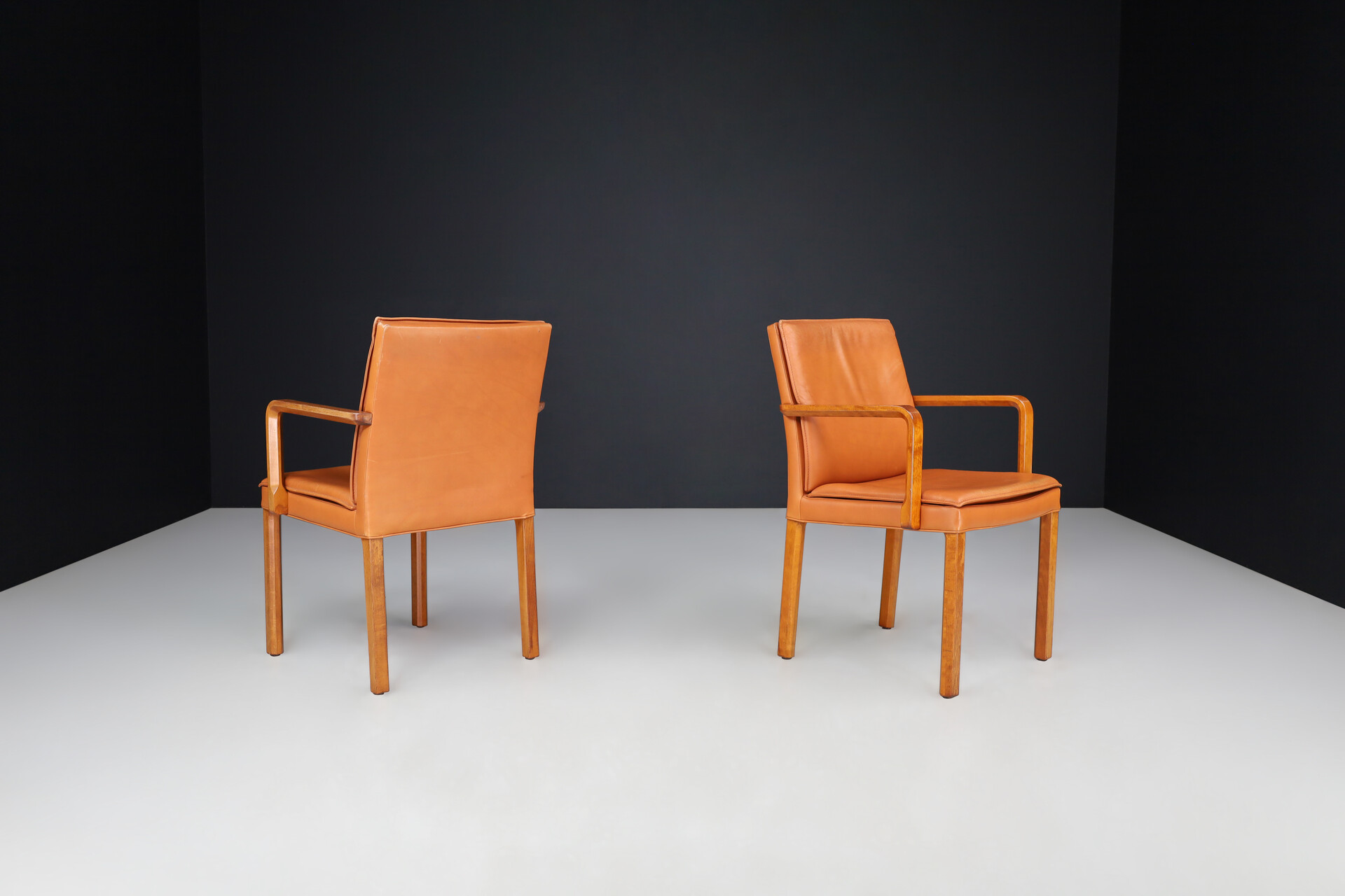 Mid century modern Leather armchairs / side chairs by Walter Knoll Germany 1970s Late-20th century