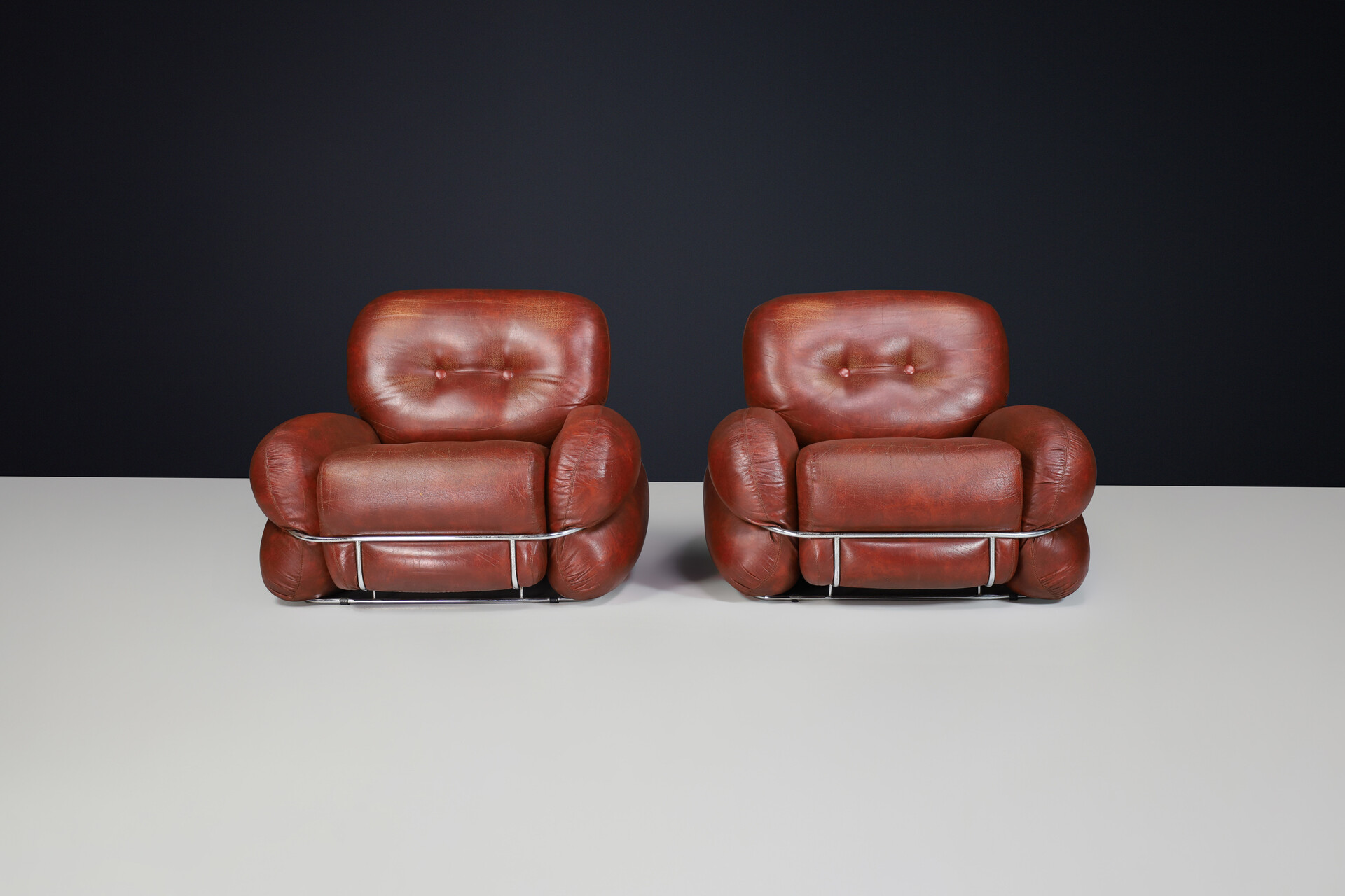 Mid century modern Leather lounge / armchairs by Adriano Piazzesi, Italy 1970 Mid-20th century