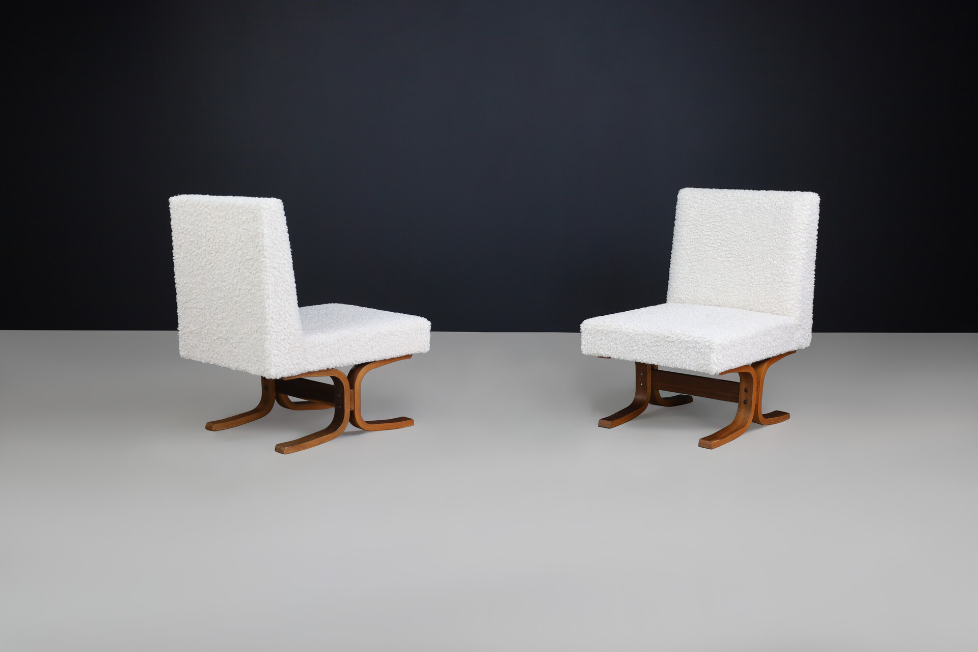 Mid century modern Ludvik Volak Bentwood and Teddy Upholstery Lounge chairs, Cz 1960s Mid-20th century