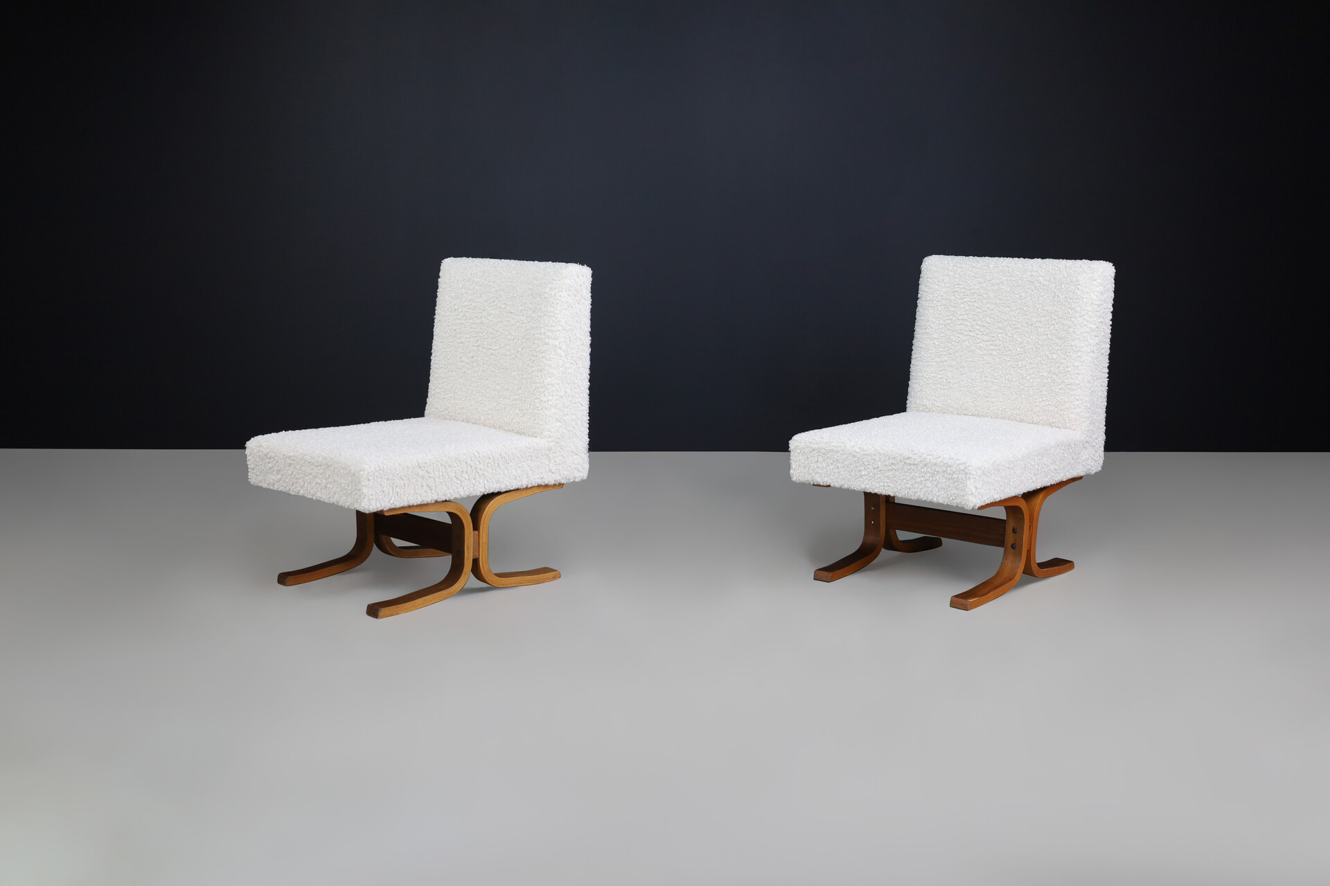 Mid century modern Ludvik Volak Bentwood and Teddy Upholstery Lounge chairs, Cz 1960s Mid-20th century