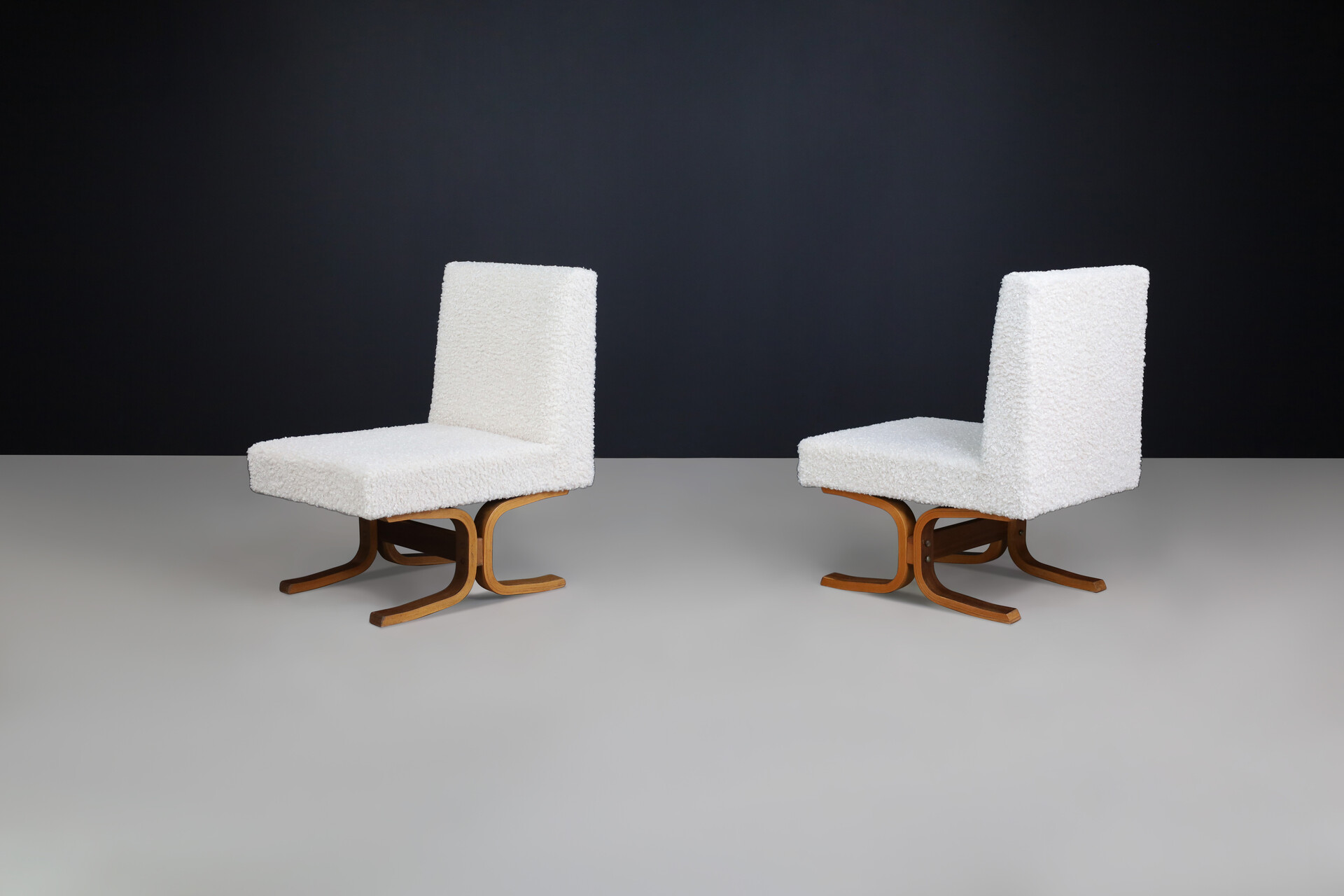 Mid century modern Ludvik Volak Bentwood and Teddy Upholstery Lounge chairs, Cz 1960s Mid-20th century