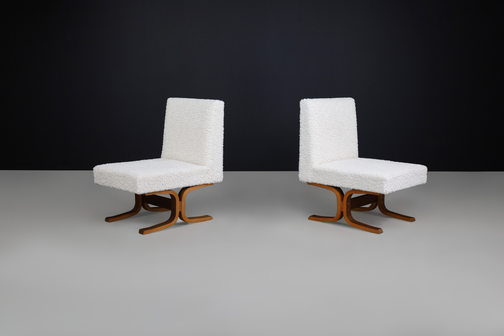 Mid century modern Ludvik Volak Bentwood and Teddy Upholstery Lounge chairs, Cz 1960s Mid-20th century