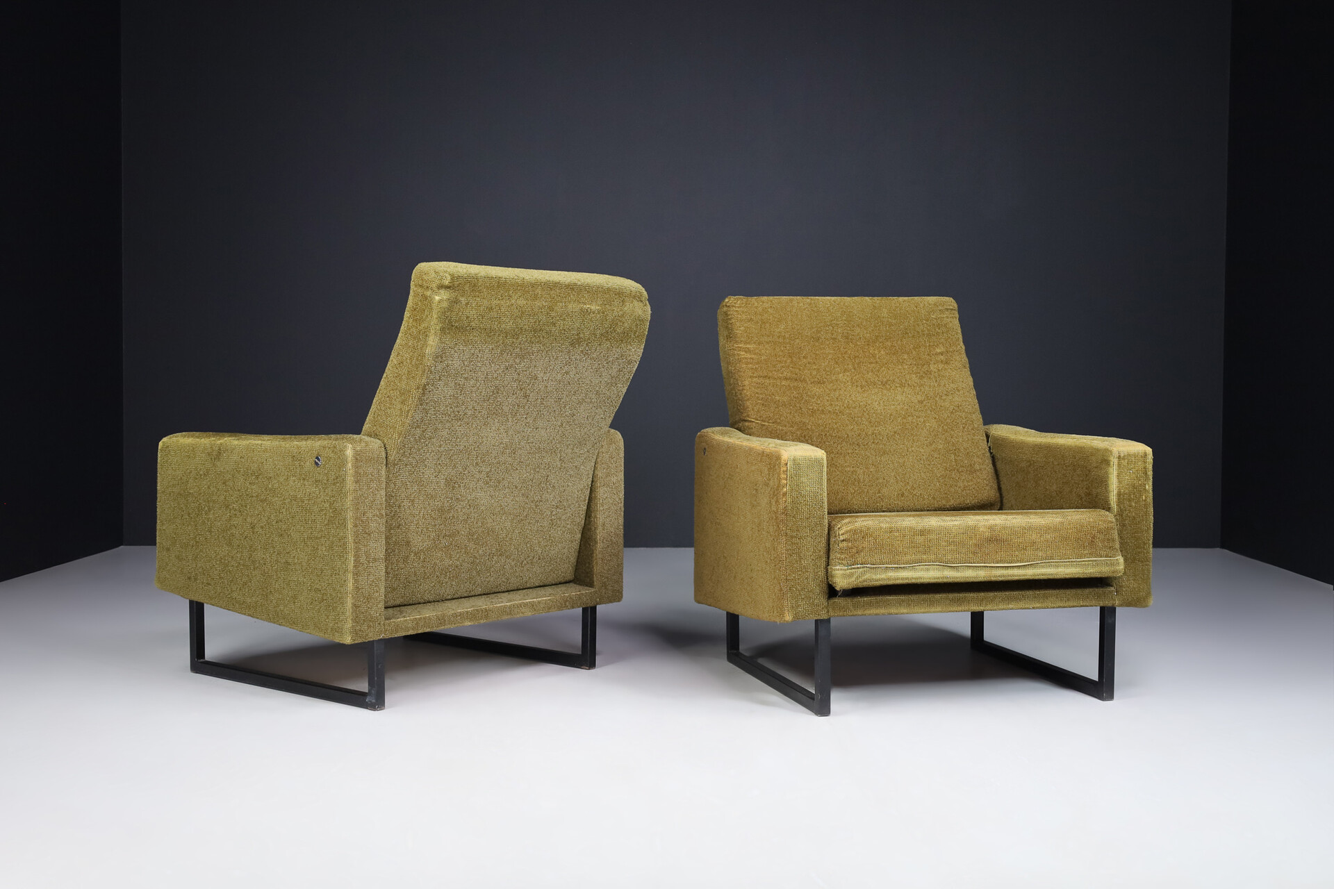 Mid century modern Pair Lounge Chairs by René Jean Caillette for Steiner in Original Fabric, 1963 Mid-20th century