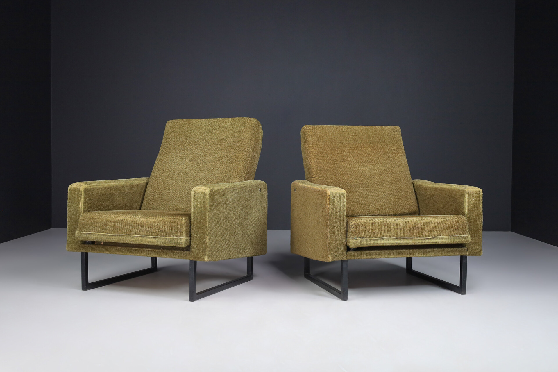 Mid century modern Pair Lounge Chairs by René Jean Caillette for Steiner in Original Fabric, 1963 Mid-20th century