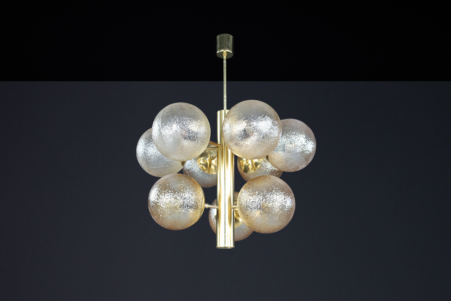 Mid century modern Patinated Brass Chandelier with Nine Gold-Colored Globes, Germany 1960s Mid-20th century