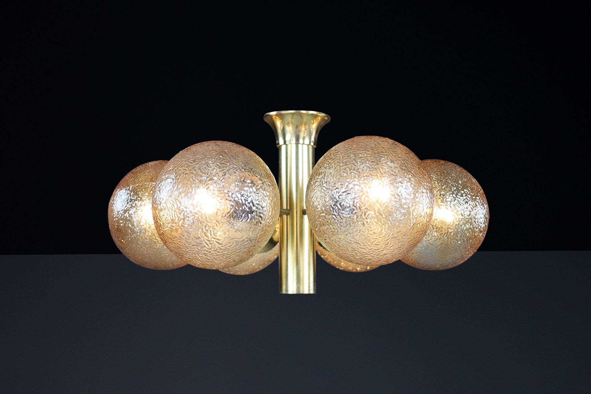 Mid century modern Patinated Brass Chandelier with six Gold-Colored Globes, Germany 1960s Mid-20th century