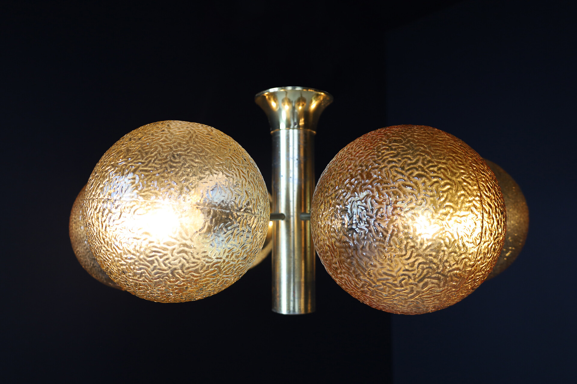 Mid century modern Patinated Brass Chandelier with six Gold-Colored Globes, Germany 1960s Mid-20th century