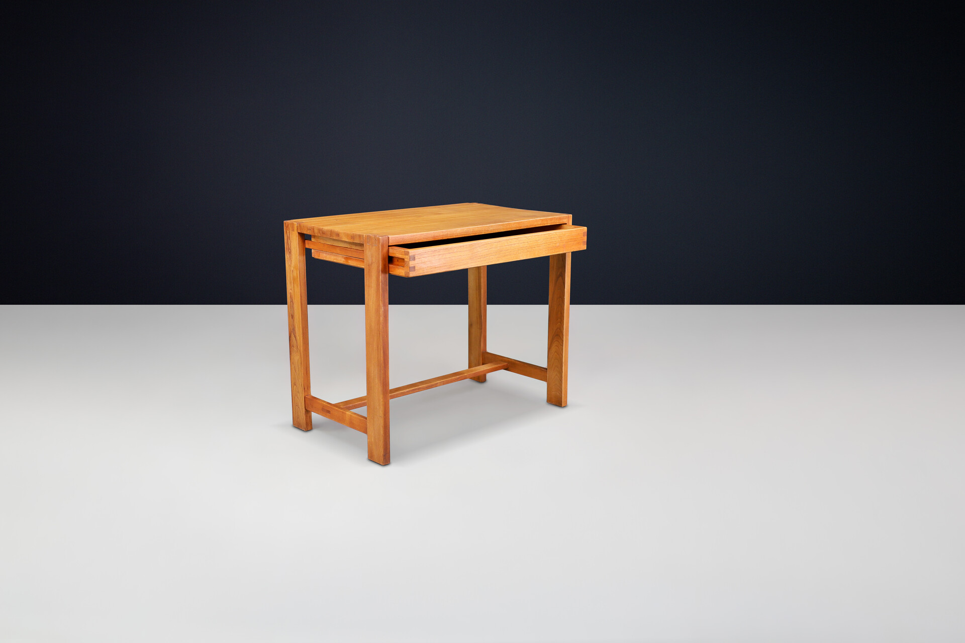 Mid century modern Pierre Chapo Console Table or desk Model B03 in Elm, France, 1970 Mid-20th century