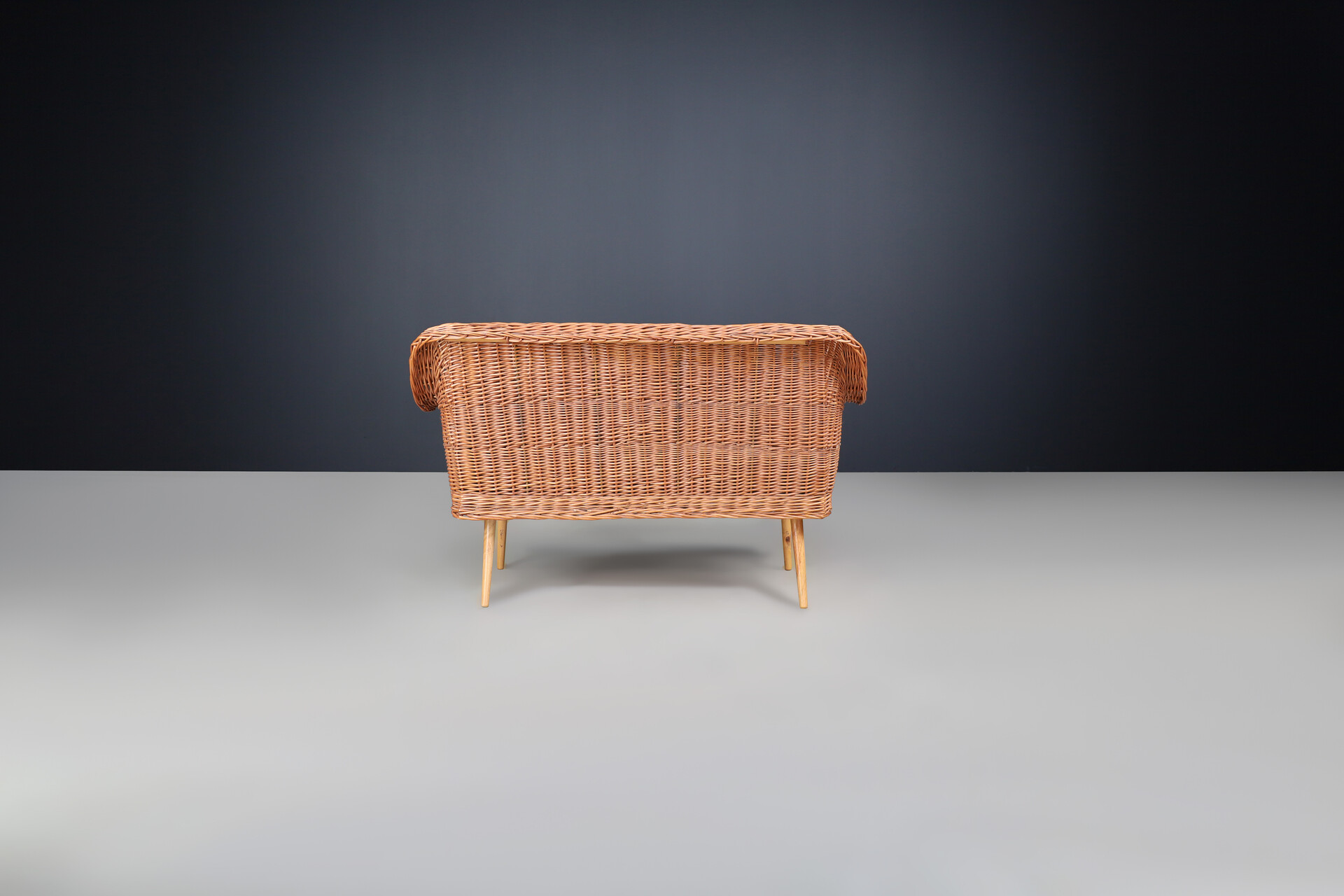 Mid century modern Rattan and wood bench, France 1950 Mid-20th century