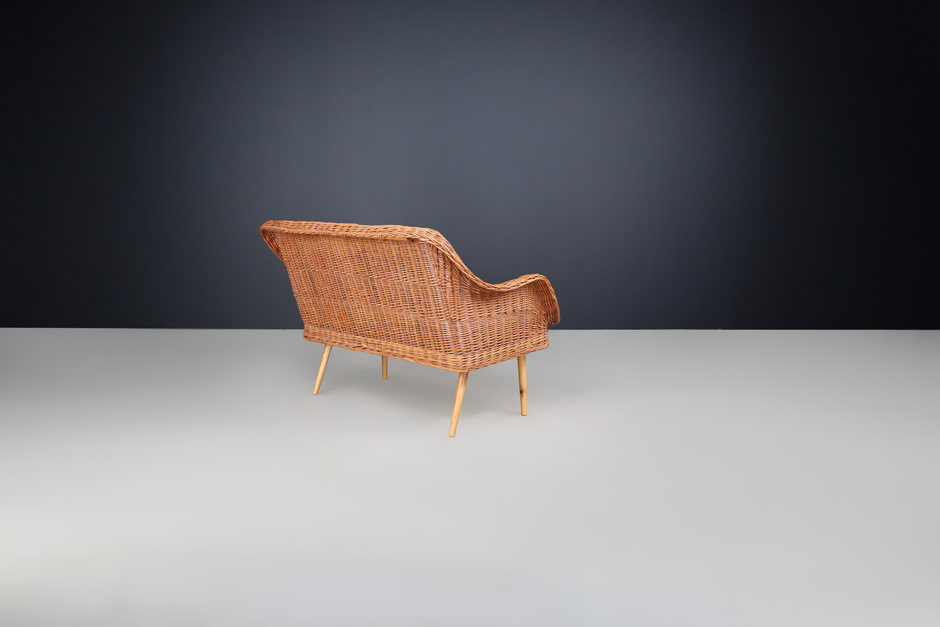 Mid century modern Rattan and wood bench, France 1950 Mid-20th century