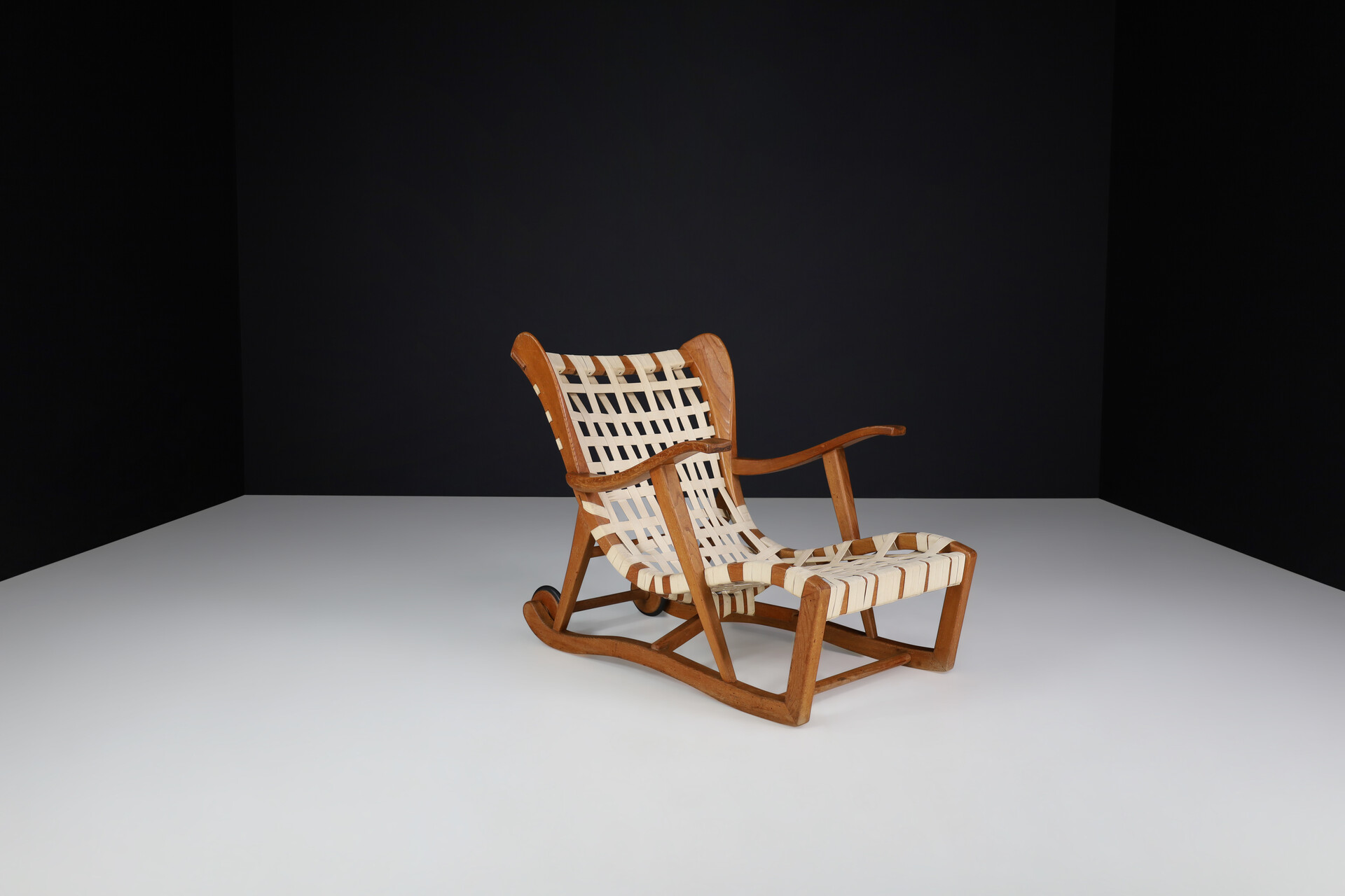 Mid century modern Sculptural Oak Lounge Chair by Guglielmo Pecorini, Italy, the 1950s Mid-20th century