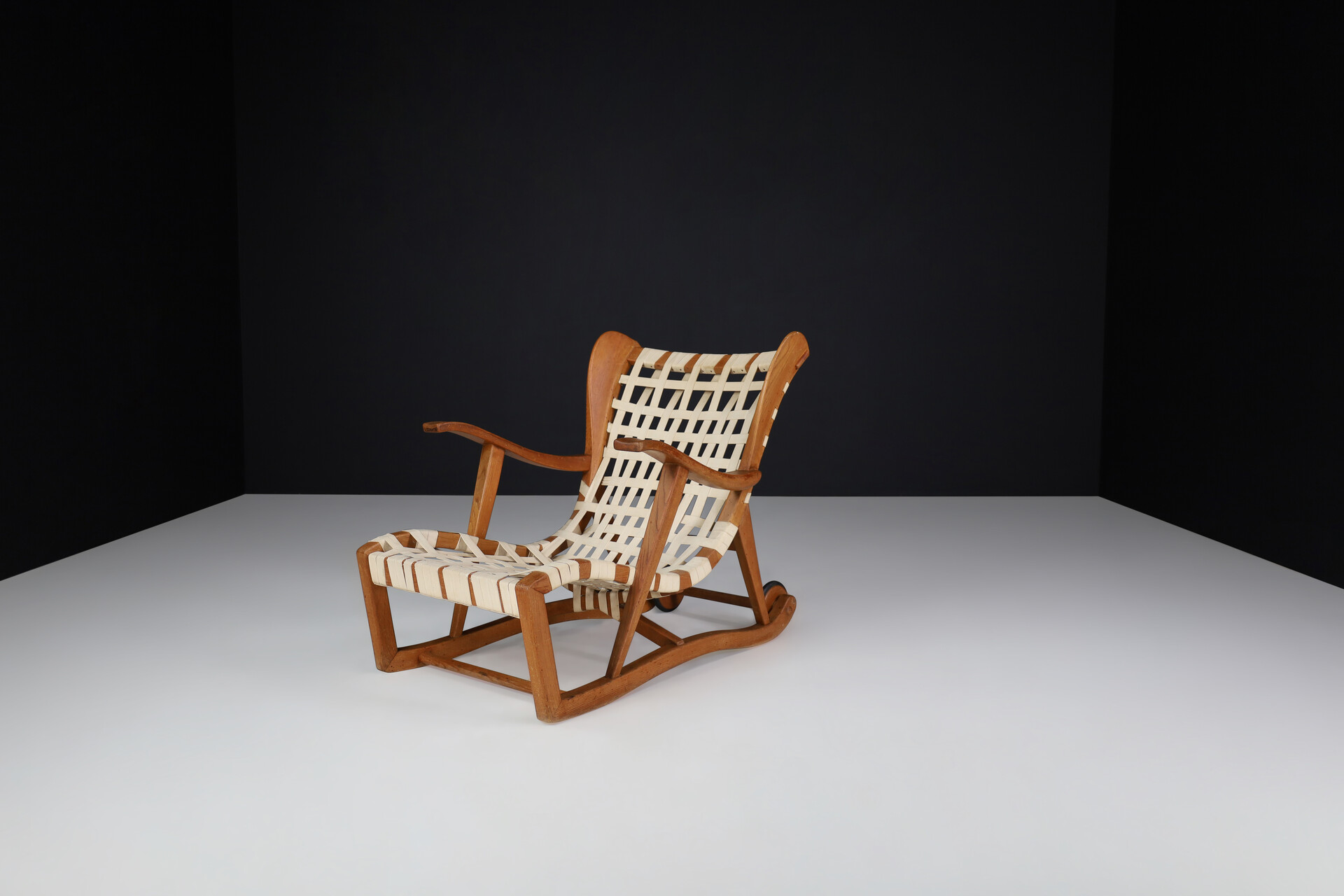 Mid century modern Sculptural Oak Lounge Chair by Guglielmo Pecorini, Italy, the 1950s Mid-20th century