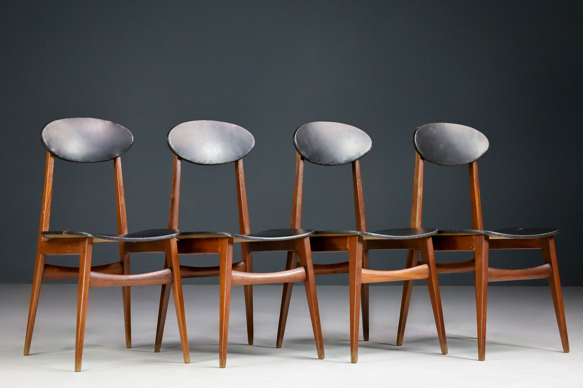 Mid century modern best sale dining chairs for sale