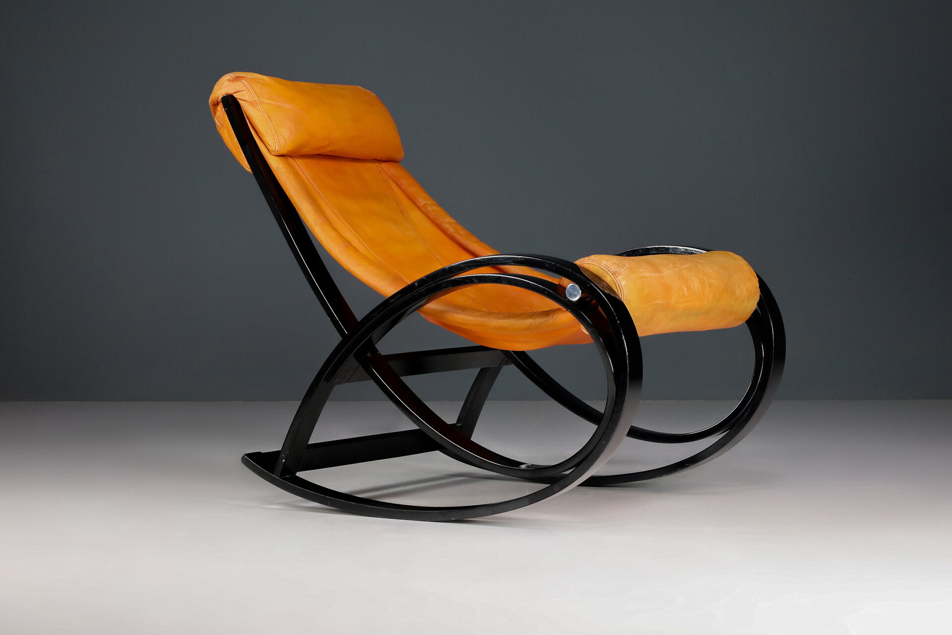 Mid century modern Sgarsul Rocking Chair, Gae Aulenti for Poltronova, Italy 1962 Mid-20th century