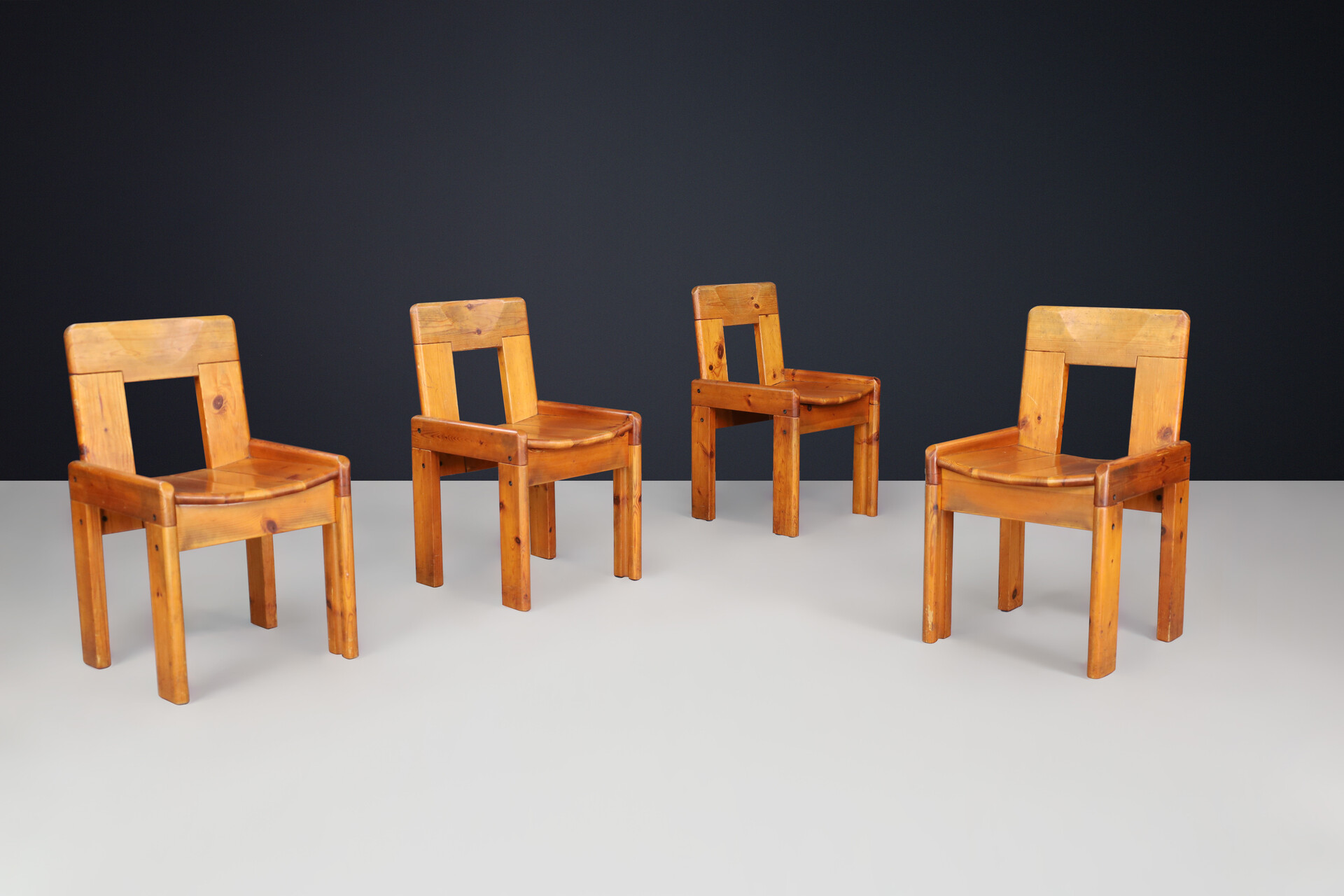 Mid century modern Silvio Coppola for Fratelli Montina Pine Dining Room Chairs Set/4 , Italy 1970s Late-20th century