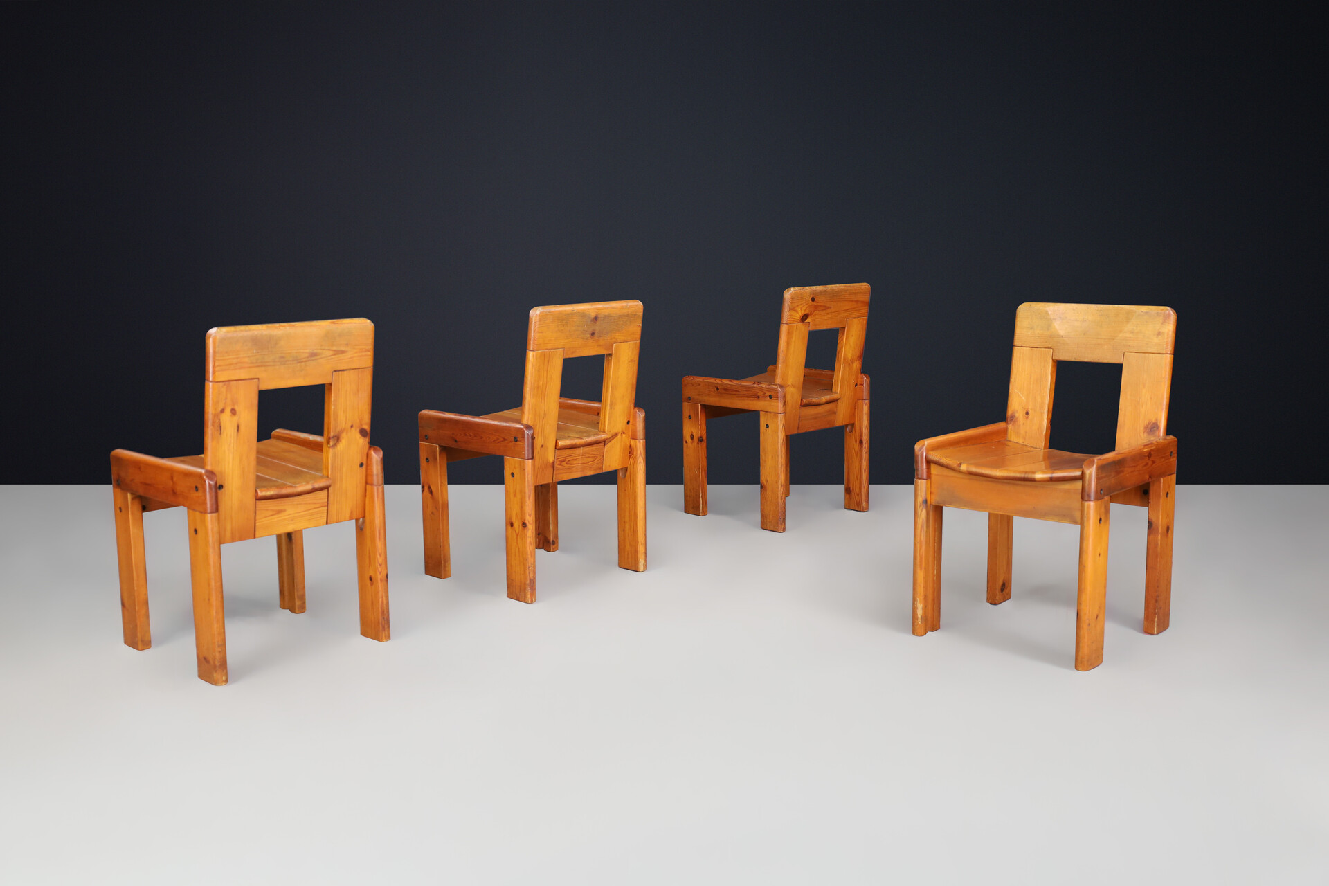 Mid century modern Silvio Coppola for Fratelli Montina Pine Dining Room Chairs Set/4 , Italy 1970s Late-20th century