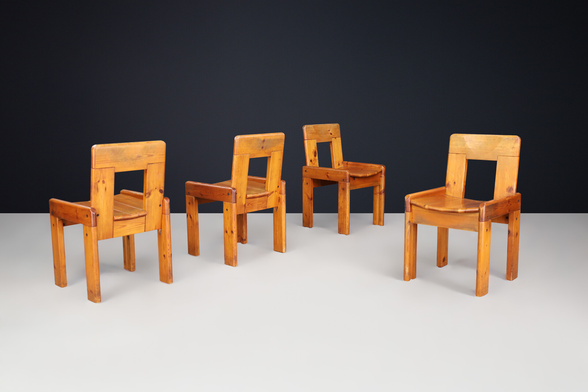 Mid century modern Silvio Coppola for Fratelli Montina Pine Dining Room Chairs Set/4 , Italy 1970s Late-20th century