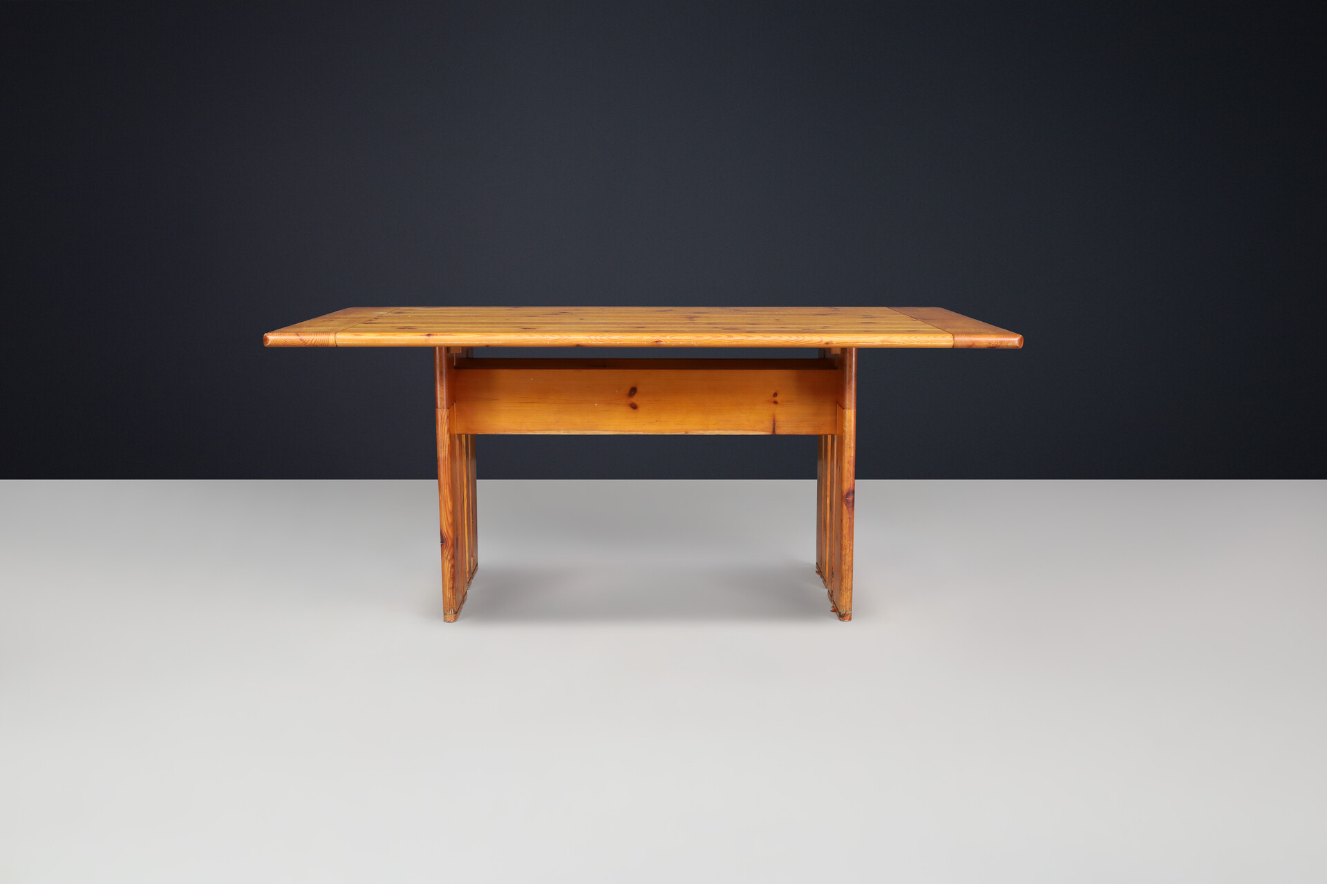 Mid century modern Silvio Coppola for Fratelli Montina Pine Dining Room table or writing desk , Italy 1970s Late-20th century