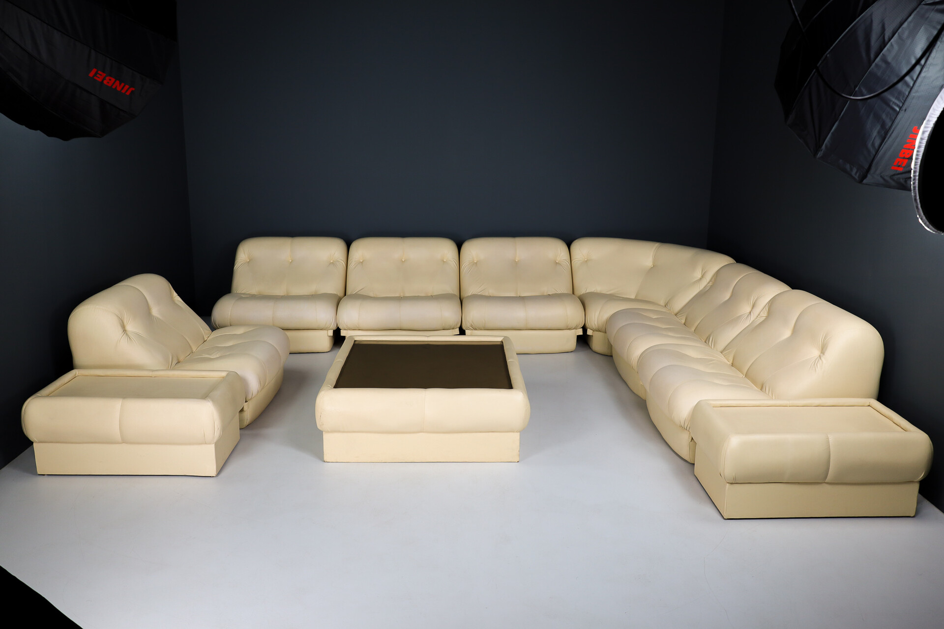 Mid century modern Sofa Landscape in Leather by Rimo Maturi for Mimo Padova´Nuvolone´ Italy 1970's Late-20th century