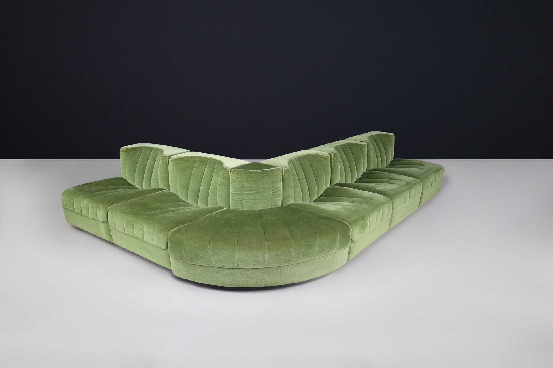 Mid century modern Tito Agnoli Modular Lounge sofa by Arflex, Italy, 1970s Late-20th century