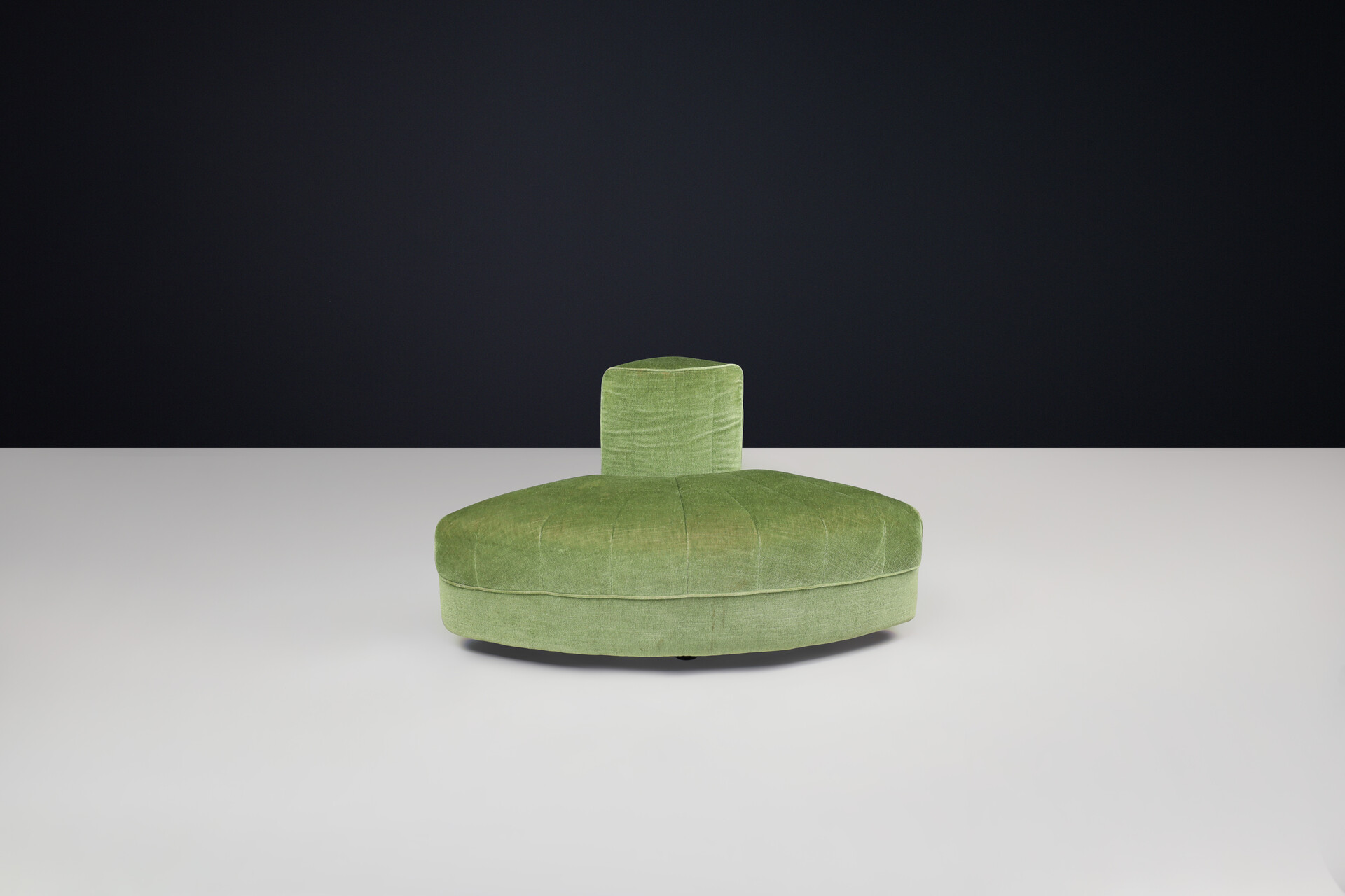 Mid century modern Tito Agnoli Modular Lounge sofa by Arflex, Italy, 1970s Late-20th century