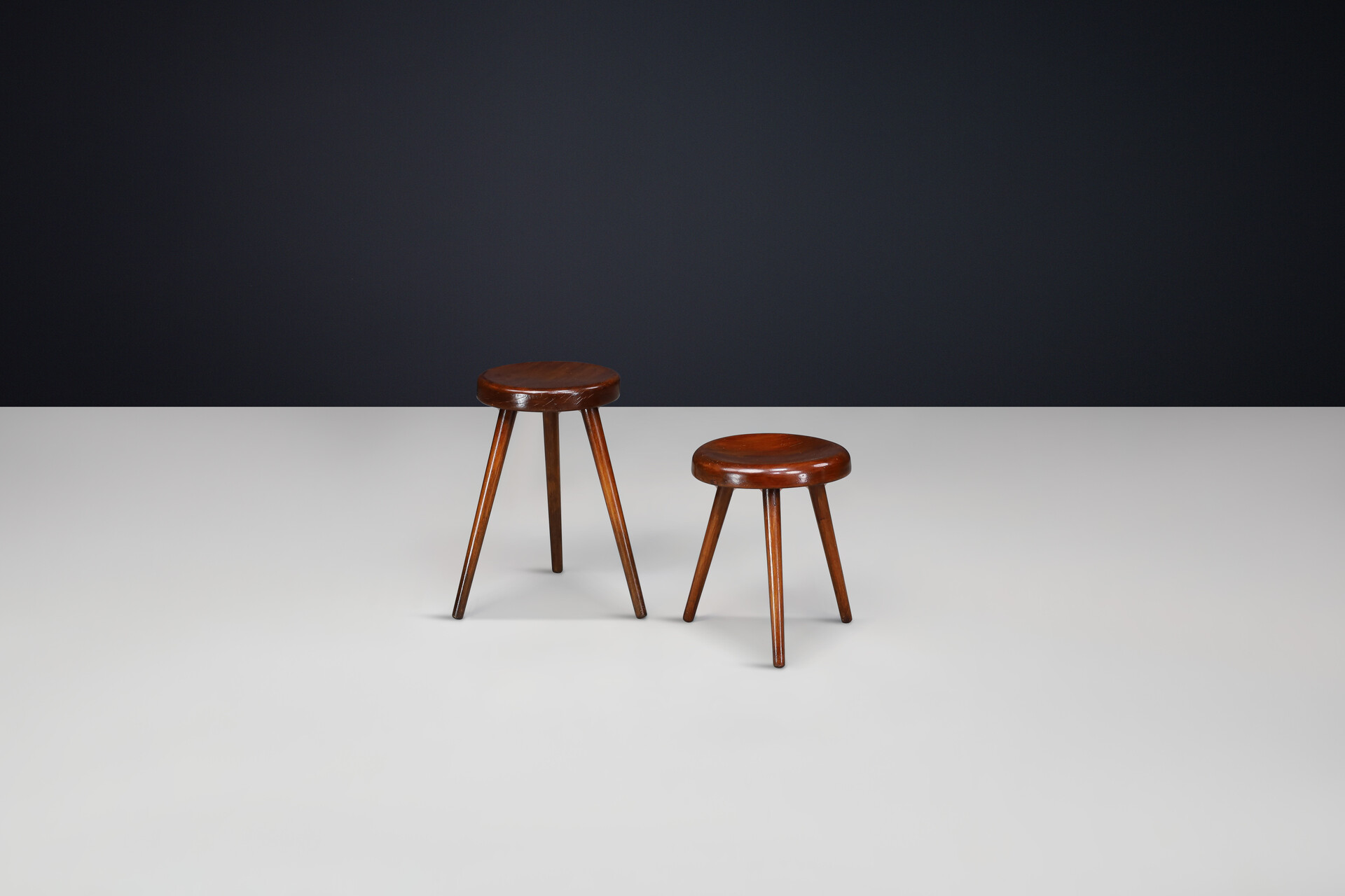 Mid century modern Wooden stools in in beech, France 1960s Mid-20th century