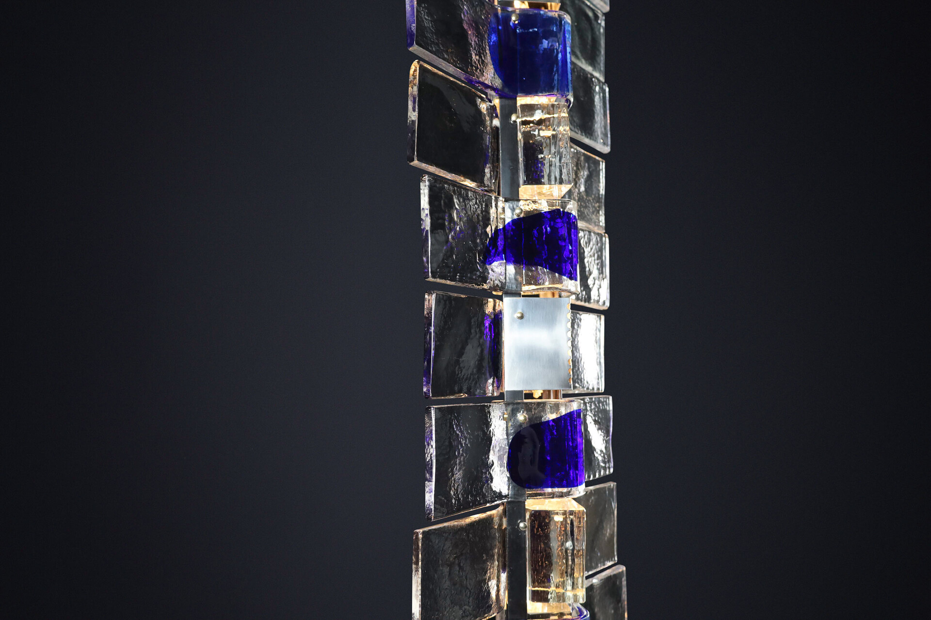 Modern Venini Tazebao Grand Sculpture Chandelier Light in Crystal and Sapphire Glass, Italy 1980 Late-20th century