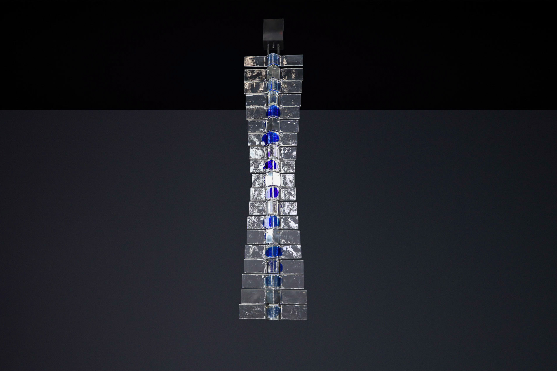 Modern Venini Tazebao Grand Sculpture Chandelier Light in Crystal and Sapphire Glass, Italy 1980 Late-20th century