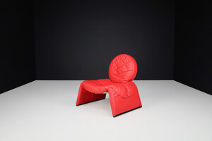 Post modern 'Calypso C35' Chair in red leather by Vittorio Introini, Italy 1980s, Late-20th century