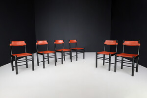 Post modern Ibisco Sedie Set of Six Dining Room Chairs with Patinated Cognac Leather, Italy Late-20th century