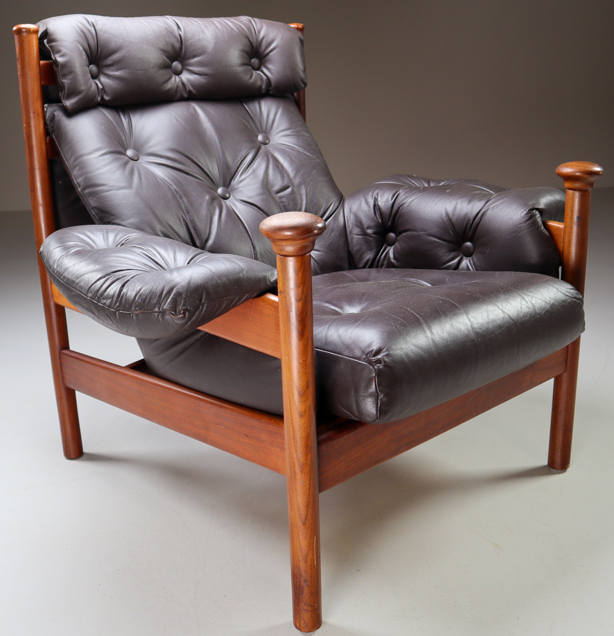 scandinavian leather armchair