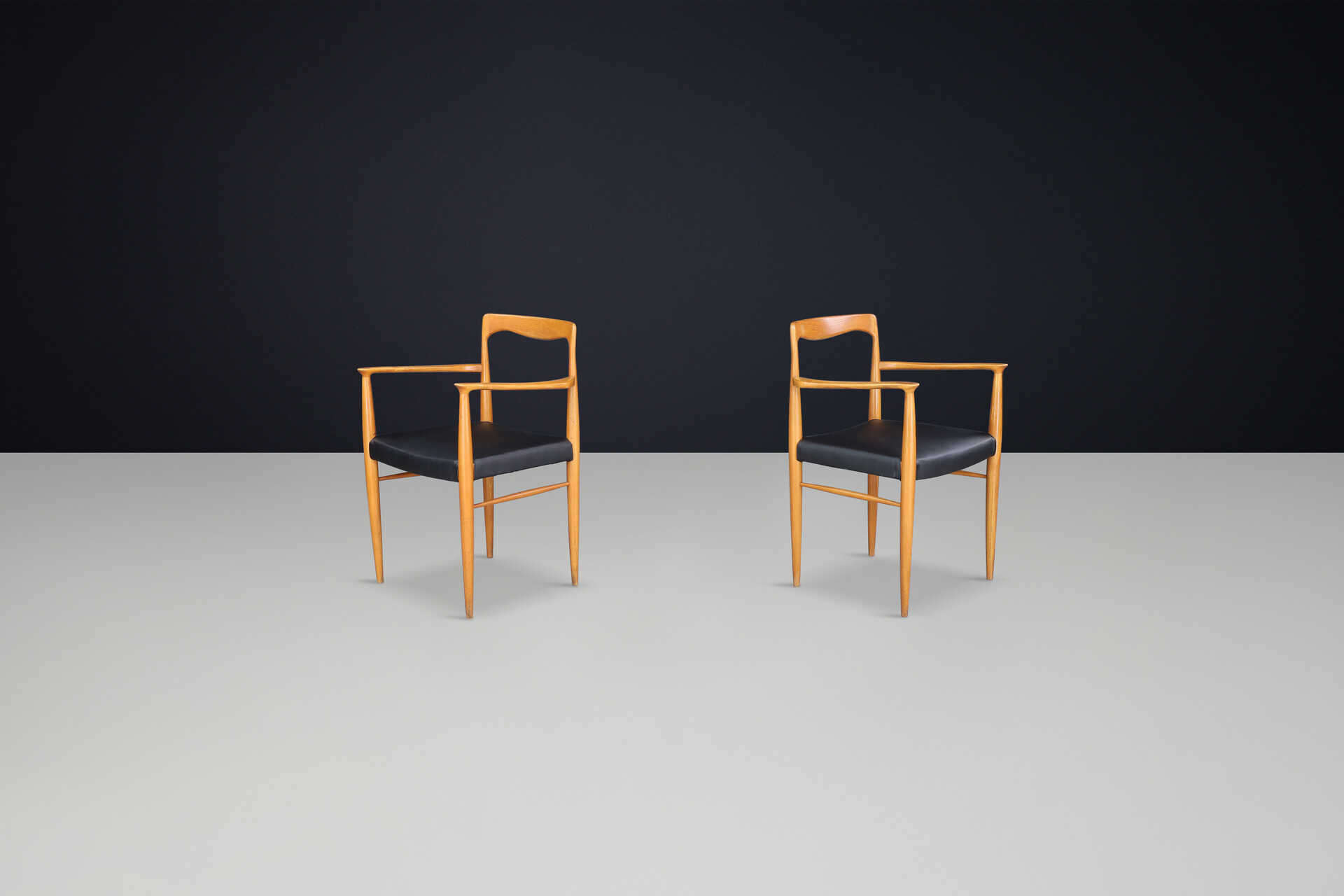 Scandinavian modern Dining room chairs by Sedláček & Vyčítal, Czechoslovakia, 1970s Late-20th century